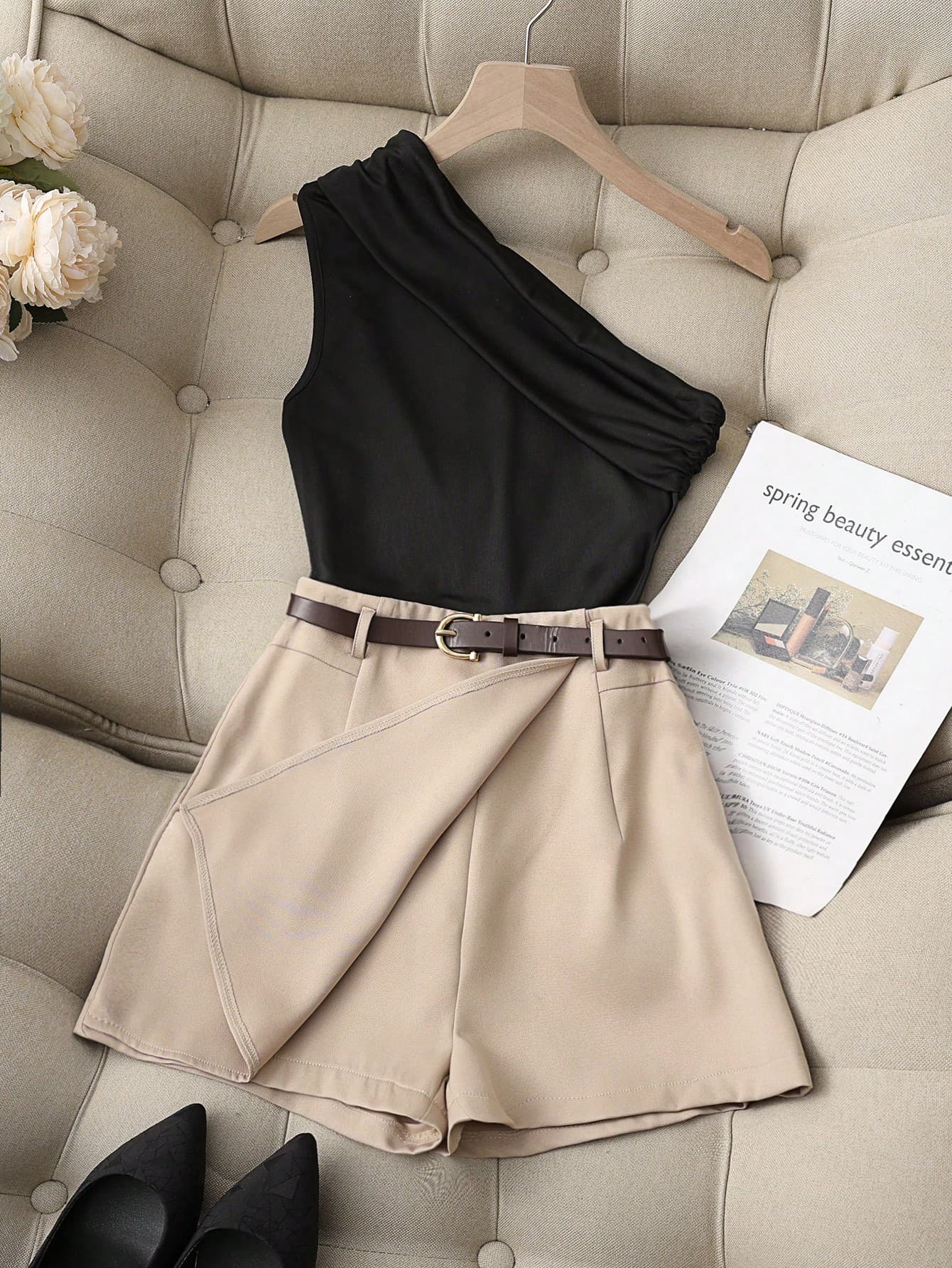 Franclia Casual Fashion All-Match Commuting High Elastic Pure Black One-Shoulder Pleated Top And Khaki Fake Pocket Skirt Pants With Belt Ladies Two Pieces Set