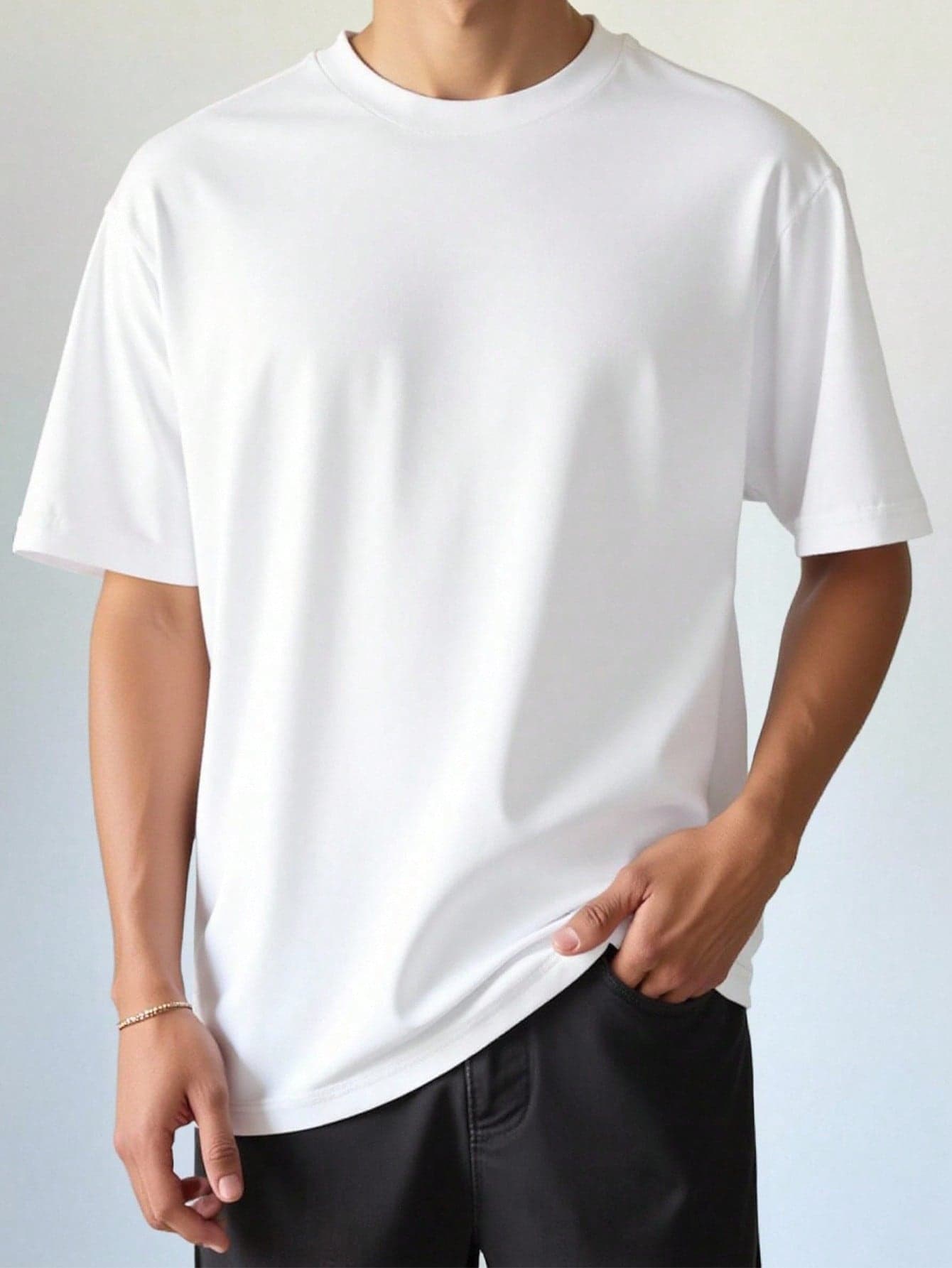 SHEIN Tween Boy Loose Casual Comfortable Classic Round Neck Short Sleeve T-Shirt,Basic Tee,Cozy Summer And Fall Styles Suitable For Spring,Autumn Seasons
