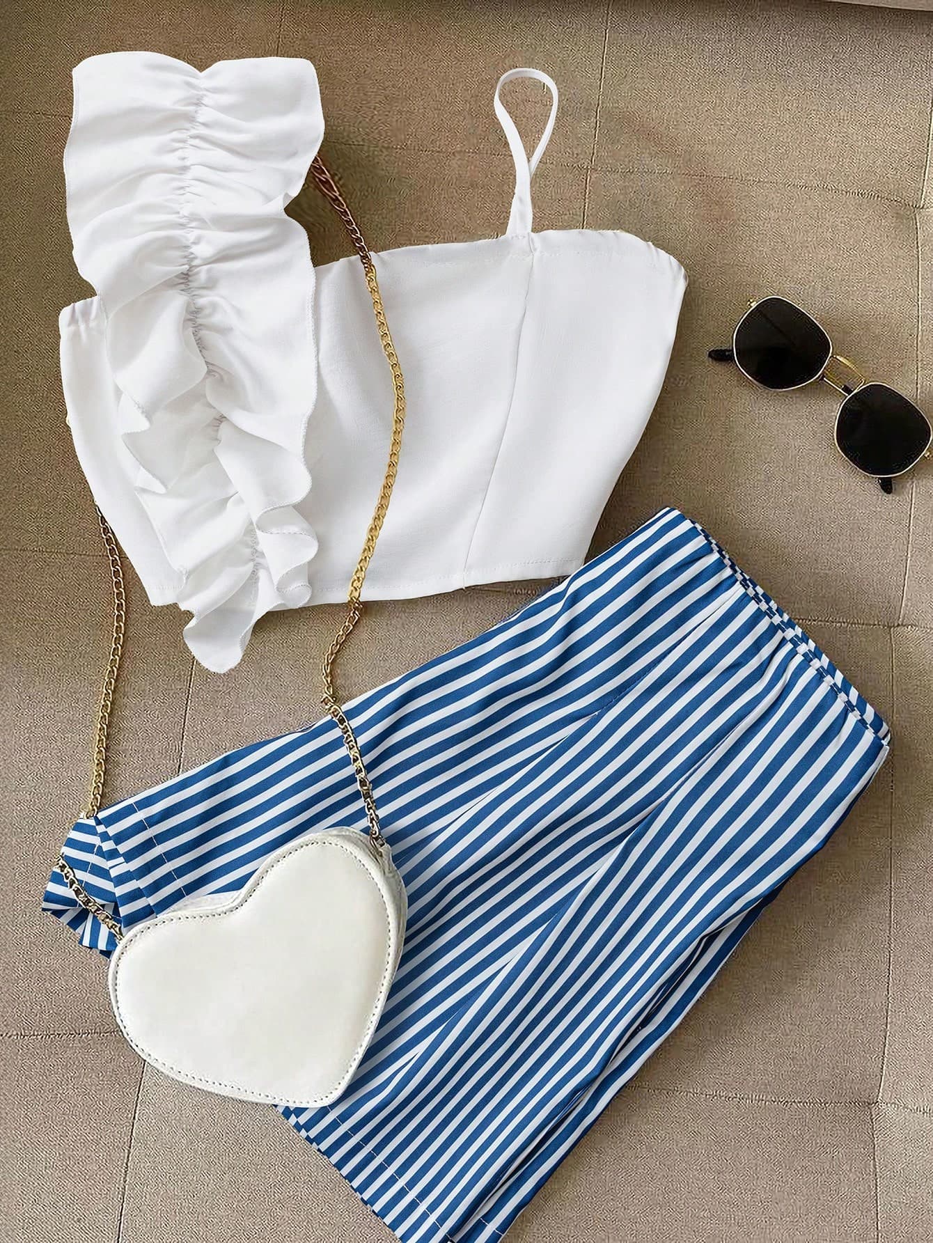 GlowEve 2pcs Set Striped Asymmetrical Style Top & Skirt Beach Outfit