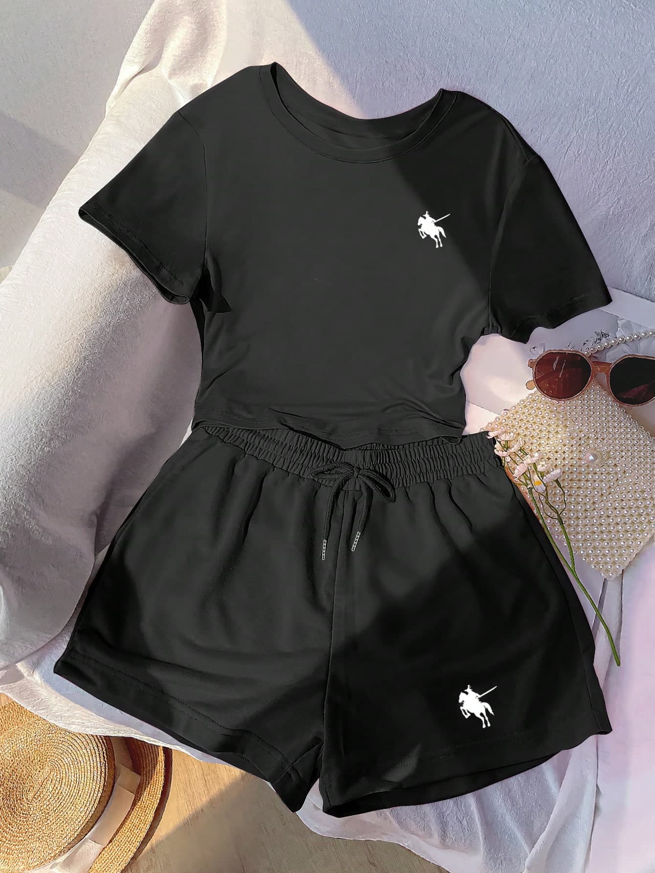 Resyla 2pcs/Set Women Casual Knight Print T-Shirt And Shorts Workout Set, Suitable For Summer