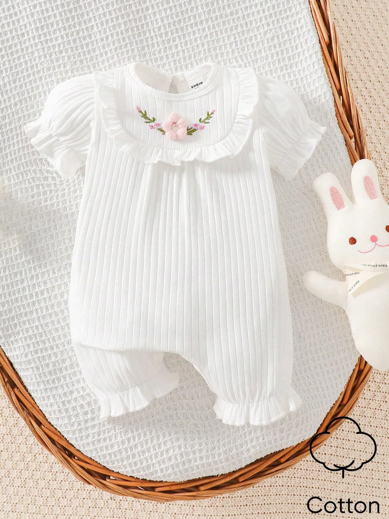 SHEIN New Summer Baby Girl Beige Round Neck Bubble Short Sleeved Three-Dimensional Embroidered Romper Cute, Elegant, Simple And Comfortable