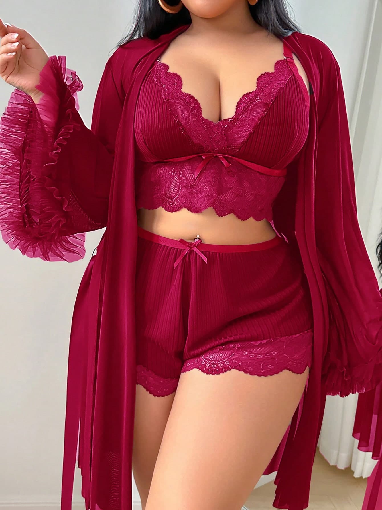 DUSKBASE 3pcs Set: Lace Trim Camisole Shorts + 3D Floral Chiffon Kimono Robe, Plus Size