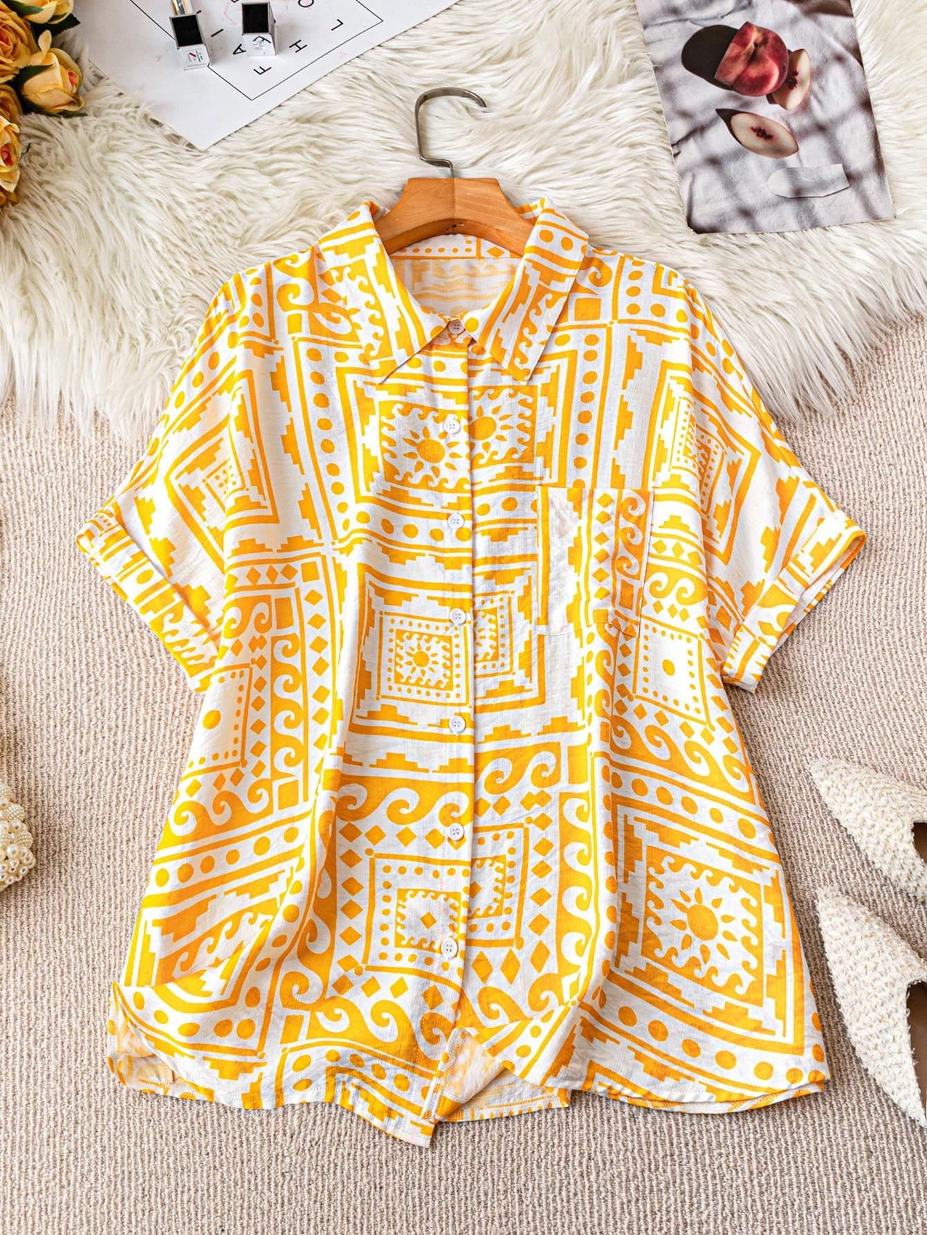 SHEIN LUNE Plus Size Women Geometric Print Short Sleeve Button-Up Casual Shirt, Summer