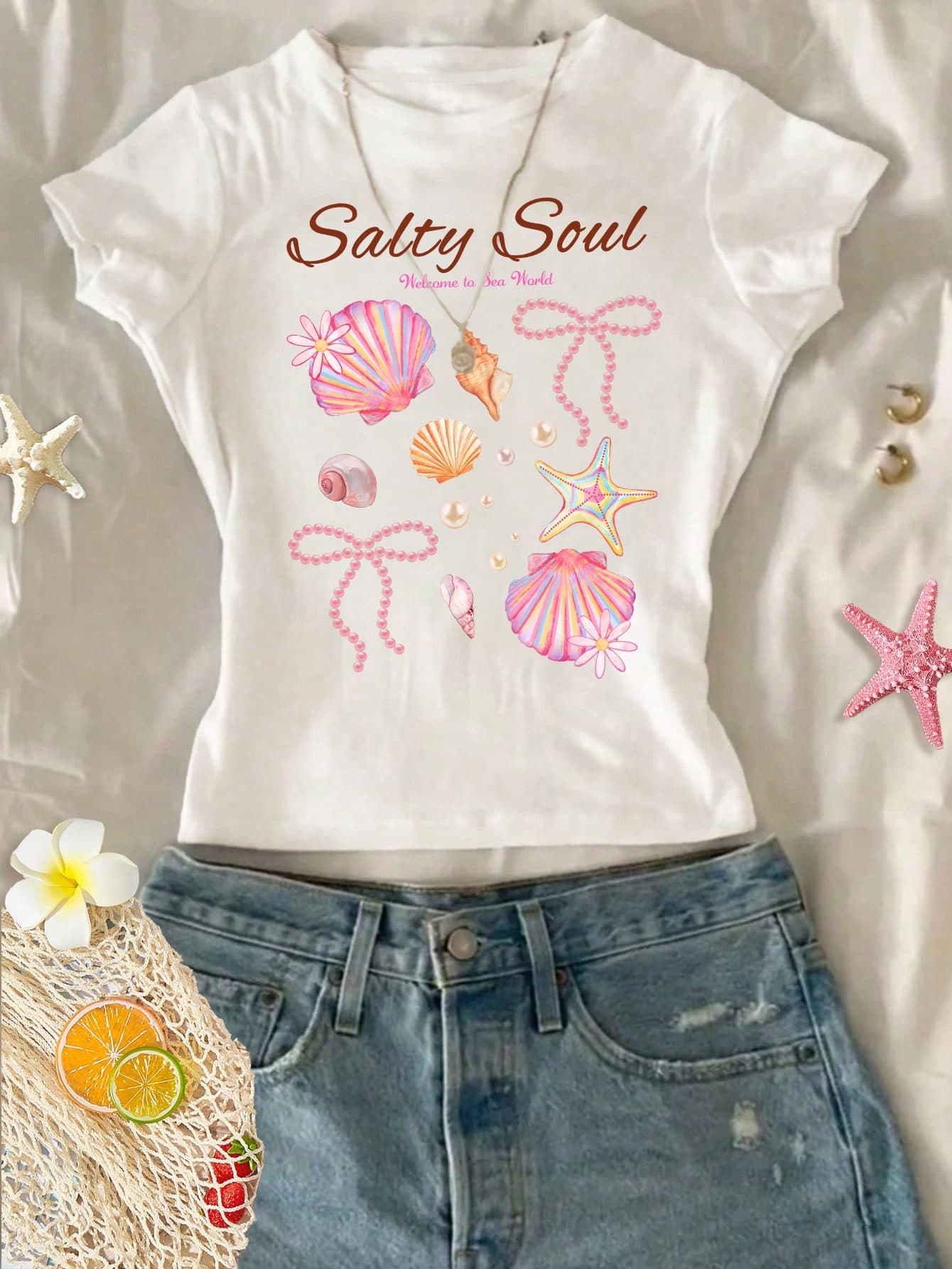 SHEIN White Summer Cute Beach Vacation Holiday,Tween Girls' Salty Soul Starfish Shell Pearl Bow Design Fitted Casual Minimalist Comfy Round Neck T-Shirt