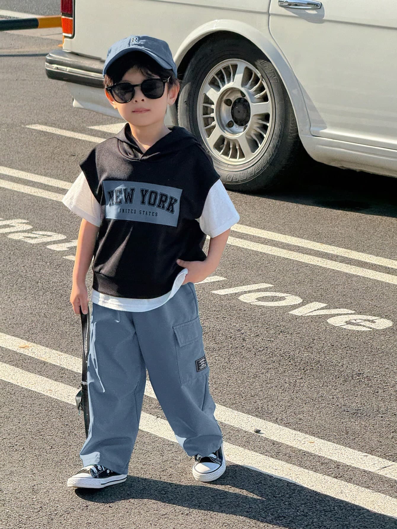SHEIN Little Byeori 2 Piece Kids Boy Casual Korean Style Letter&Graphic Print Loose Hoodie Top And Straight Leg Sweatpants Set,Suitable For Summer,School,Back-To-School