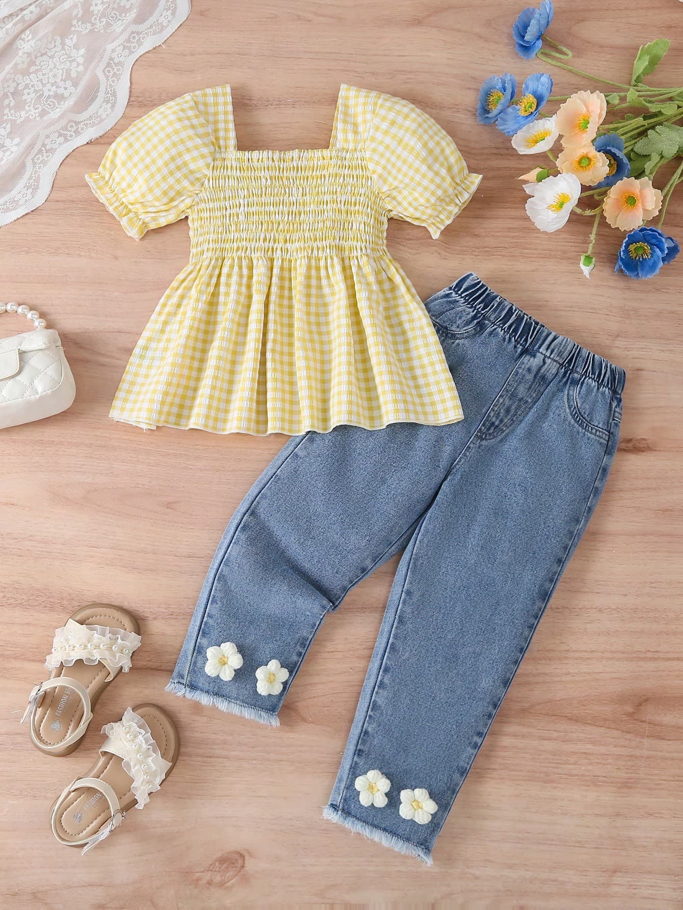 SHEIN Genkimix Kids 2pcs/Set Young Girls Summer Matching Outfit,Yellow & White Plaid Puff Sleeve Shirt & Vintage Light Blue Ripped Flared Jeans With 3D Flower