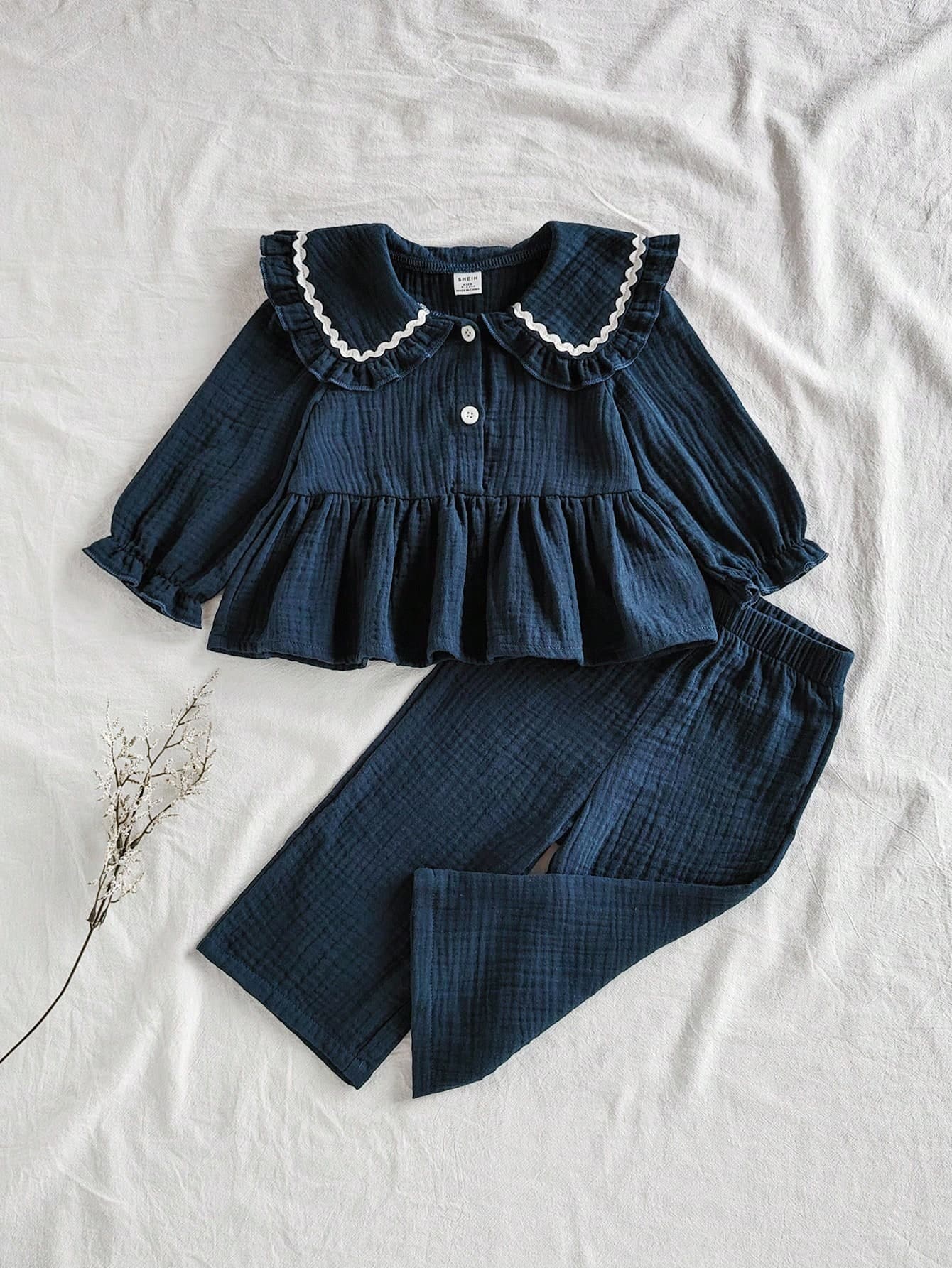 SHEIN Vintaside Kids Baby Girl Casual College Style Lapel Long-Sleeved Top And Pants Set Suitable For Daily Wear
