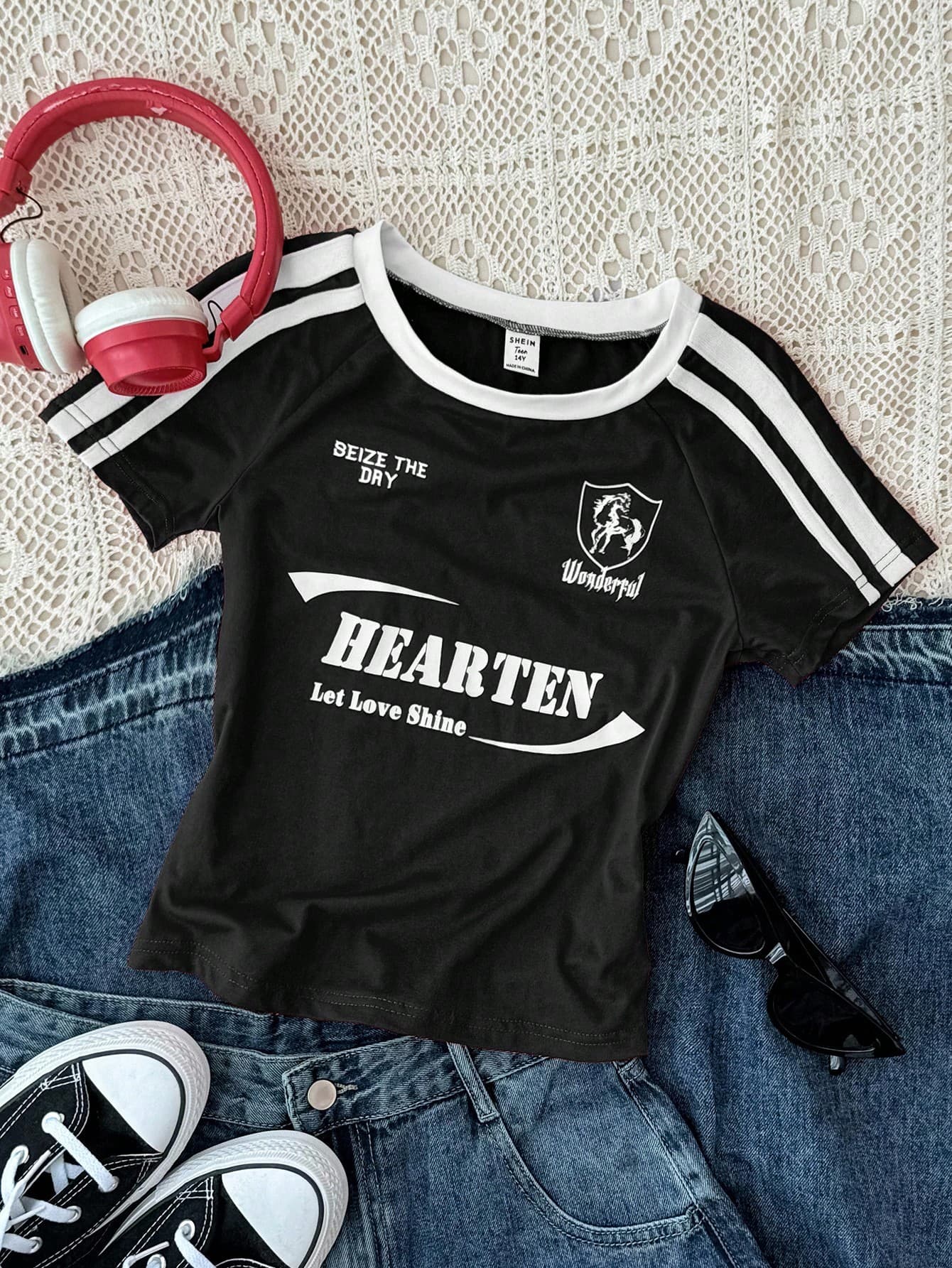 Teen Girl Red Slim Fit Crew Neck Contrast Trim T-Shirt, Street Dance, Racing Logo Letter Graphic T-Shirt, Black Athletic Wear Graphic Tees