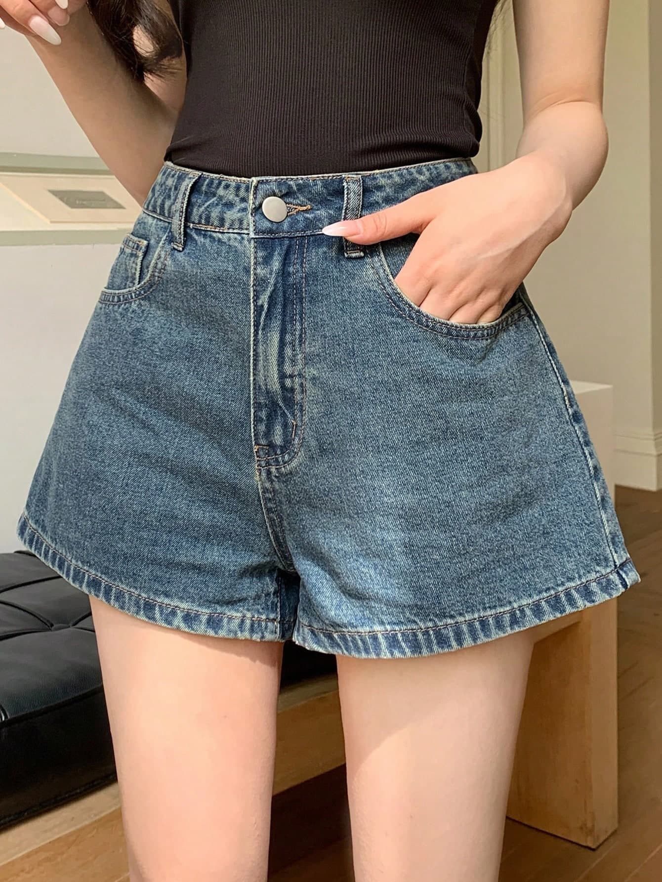 DAZY Women's Super Short A-Line Casual Street Style Denim Hot Pants, Sexy & Pure Jorts
