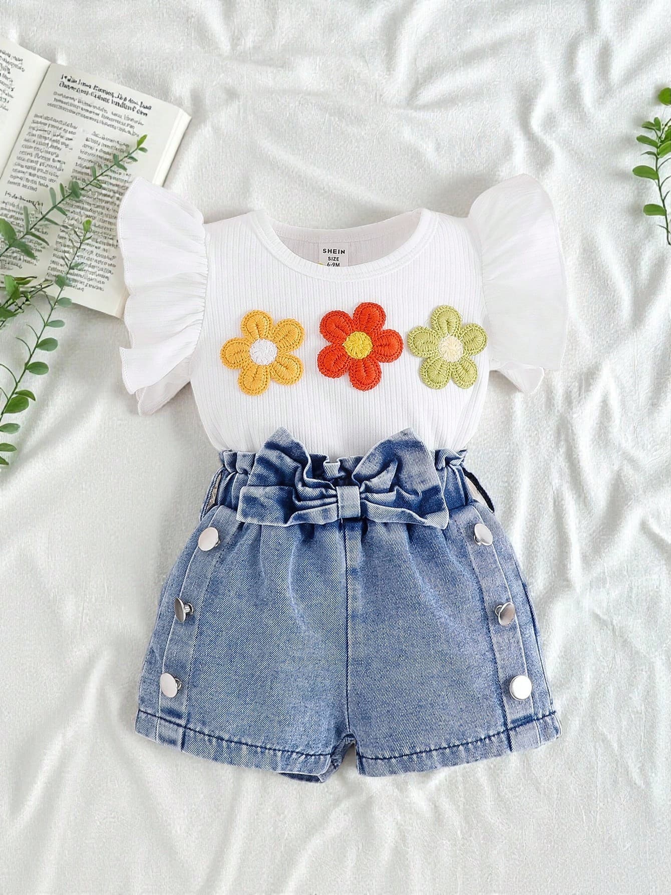 SHEIN Vintaside Kids Baby (Girl) Casual Cute Street Style White Ribbed Sleeveless Top With Multi-Color 3D Flower Decor Denim Shorts Outfit, Bow Waist Decoration, Summer