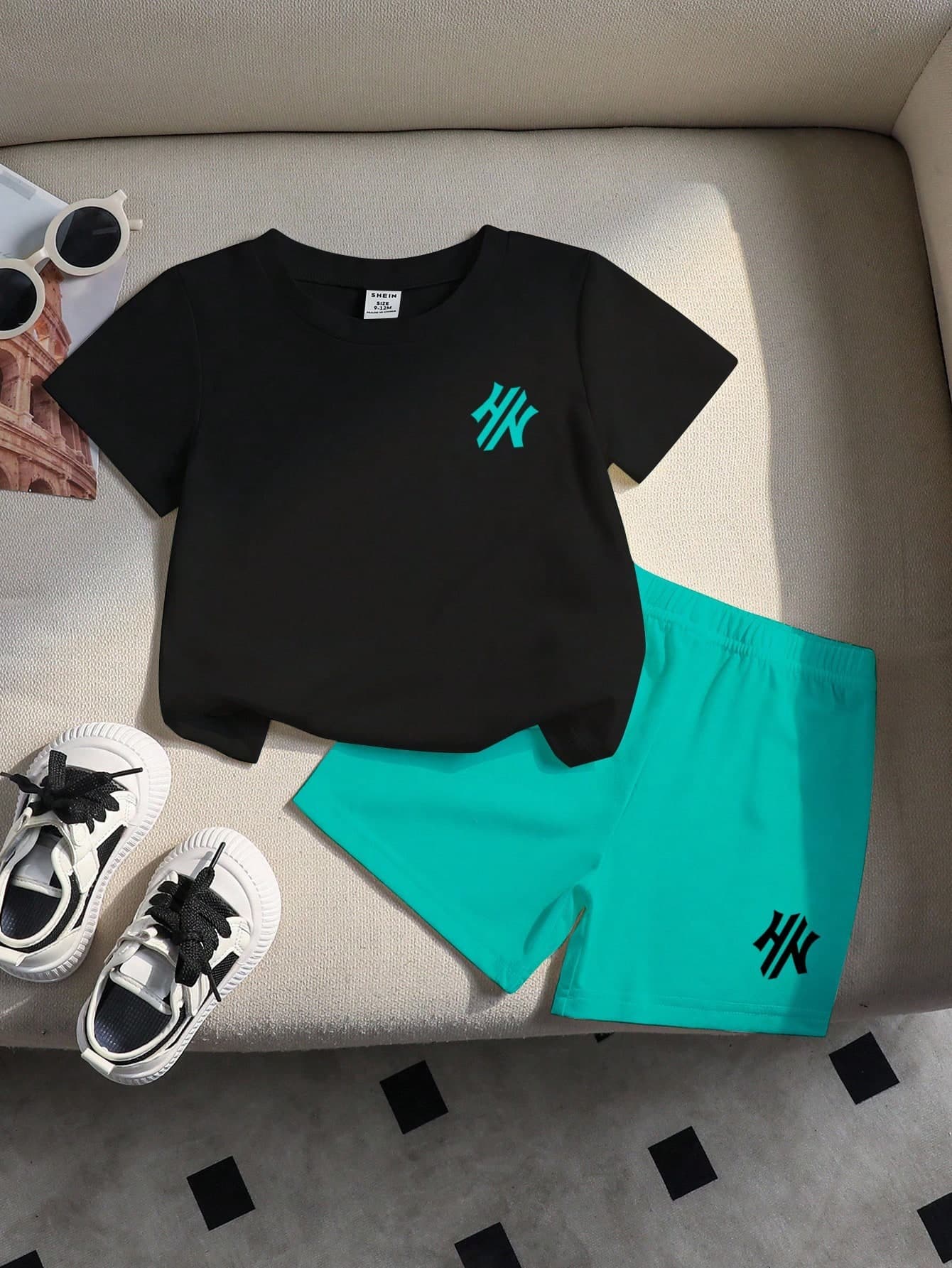 2pcs Set Baby Boys 'HN' Letter Print Round Neck Short Sleeve Black T-Shirt And Blue Shorts Summer Set