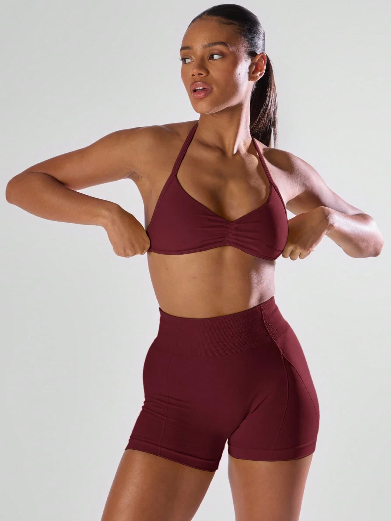 Musera Sport Solid Ruched Bust Open Back Halter Sports Bra, Active Comfy Workout Gym Running Run Club Padel, Tennis, Pickleball Gym Fitness Winter