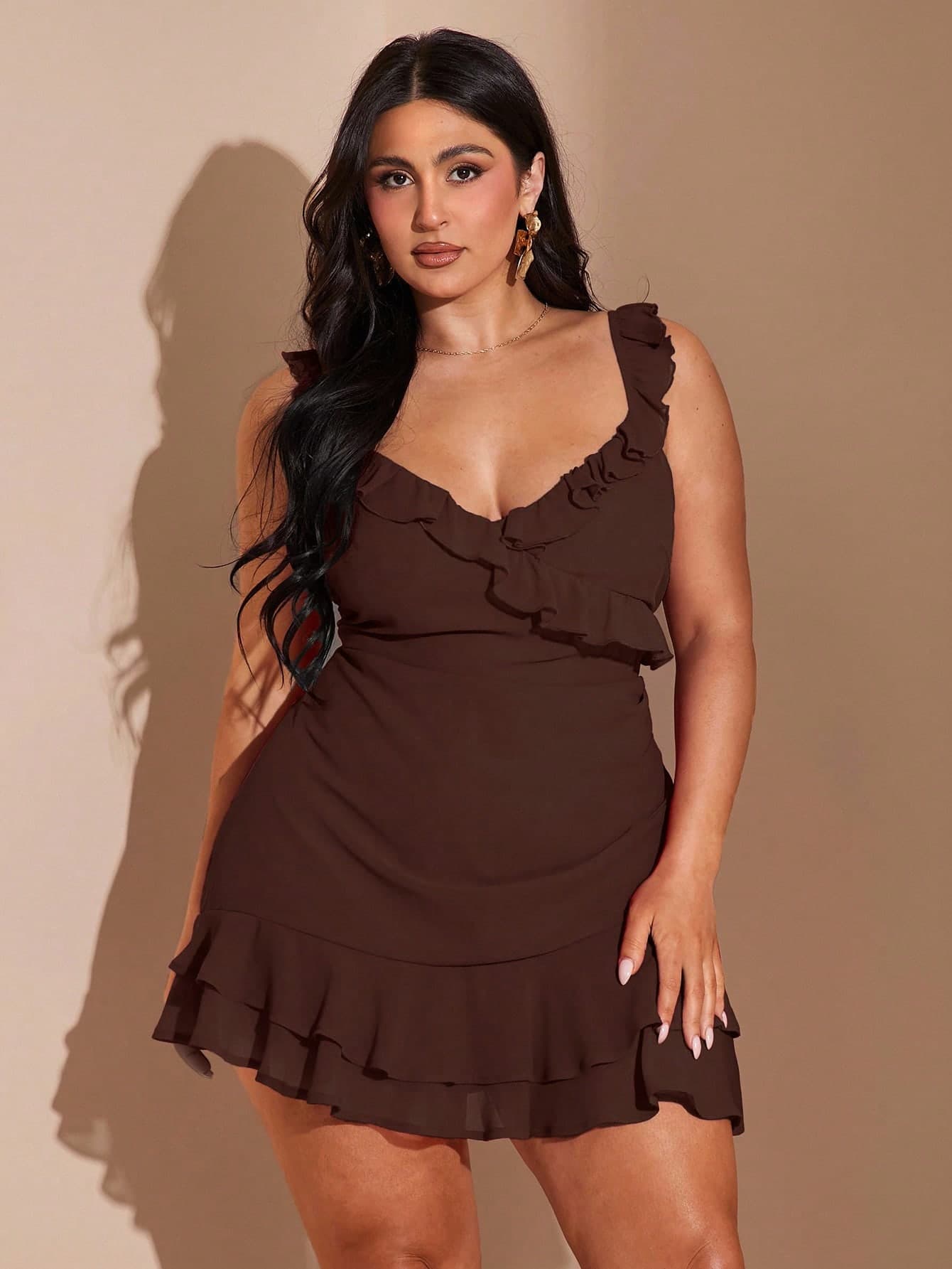 SHEIN BAE Plus Size Women's Elegant Chocolate Brown Summer Mini Dress, V-Neck Ruffle Hem Short Dress, Sweet Versatile Wedding Guest Party Dress