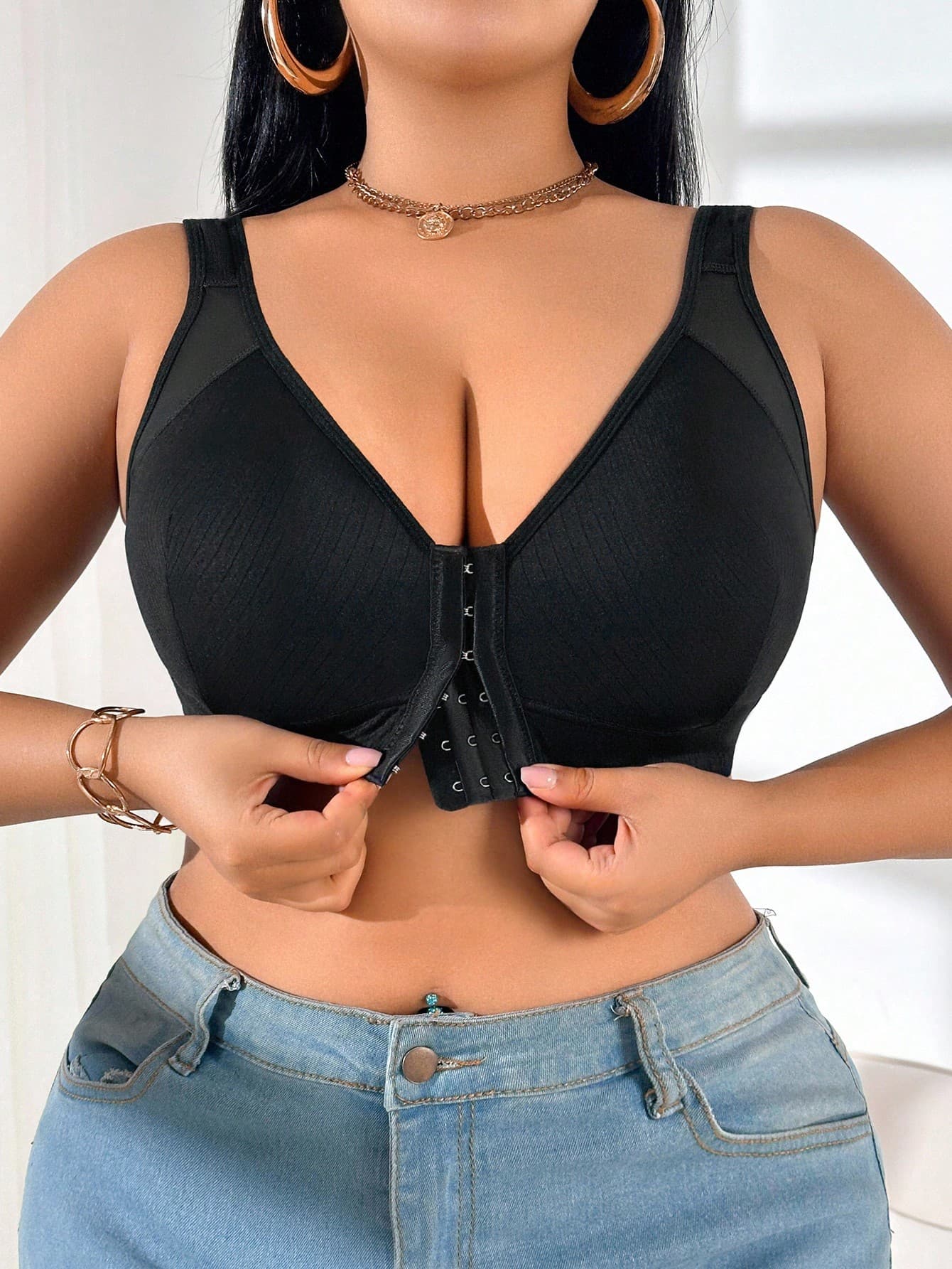 SHEIN 1pc Front Closure Plus Size Wireless Bra Push Up Bralette Women Bras For Big Boobs Black Bra Push Up Top With Bra