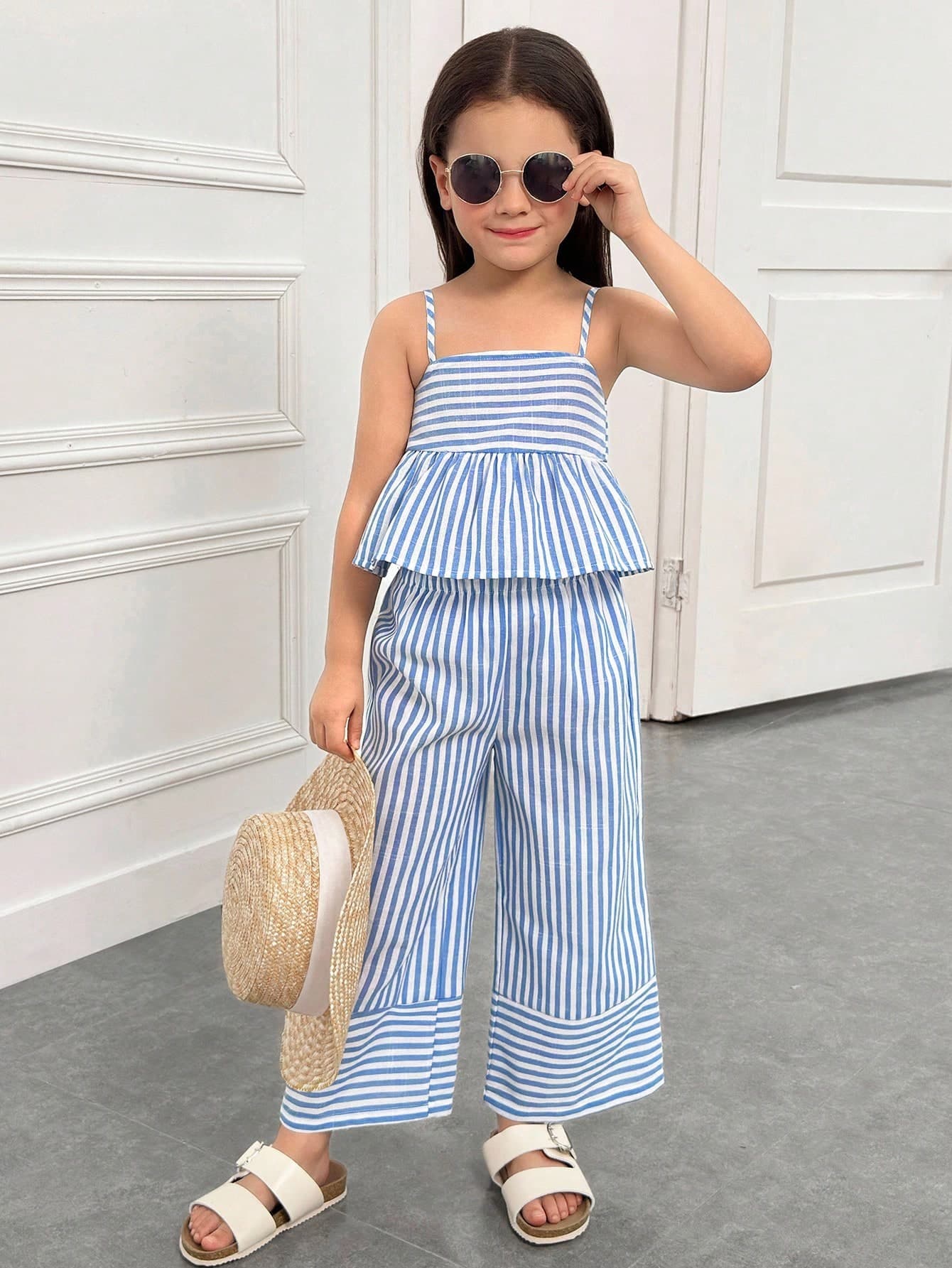 SHEIN Young Girl's Summer Blue White Striped Camisole Top And Matching Wide Leg Pants Set,Kids 2 Piece Outfit For Family Vacation,Holiday And Street Fashion
