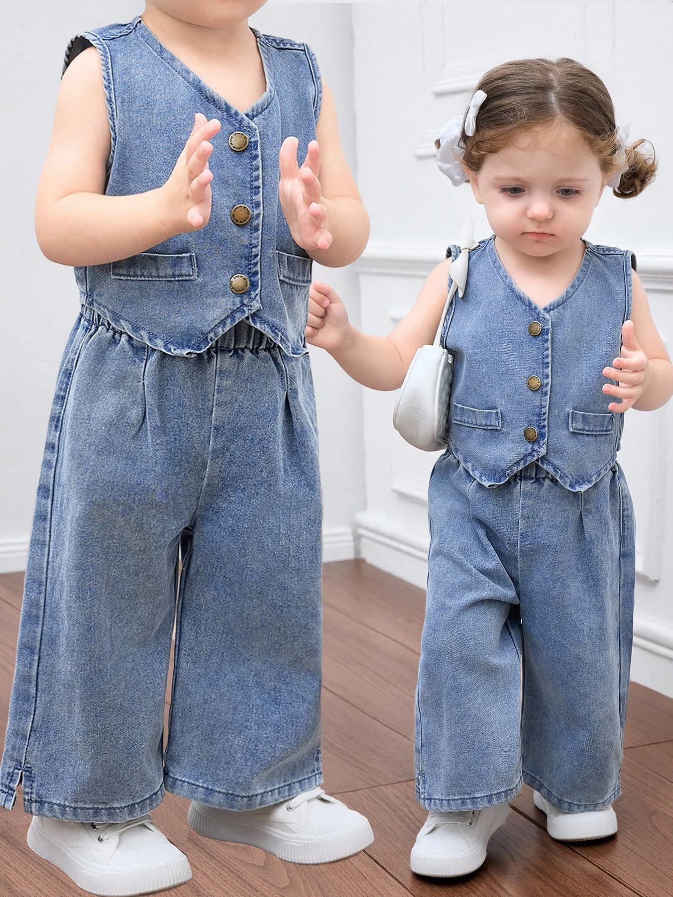 SHEIN HEIN 2pcs Baby Girls Denim Suspender Top & Elastic Waist Pants Set,Kid Girls Casual Vacation Boho ,Graduation /"Party/ Vacation Set,Fall Kid's Casual And Comfortable Wear