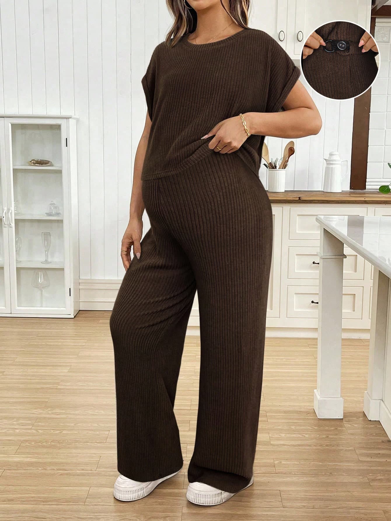 SHEIN 2pcs Maternity Casual Brown Autumn Ribbed Batwing Sleeve T-Shirt And Adjustable Waist Loose Pants Set,Comfortable Solid Loungewear Two Piece Outfit