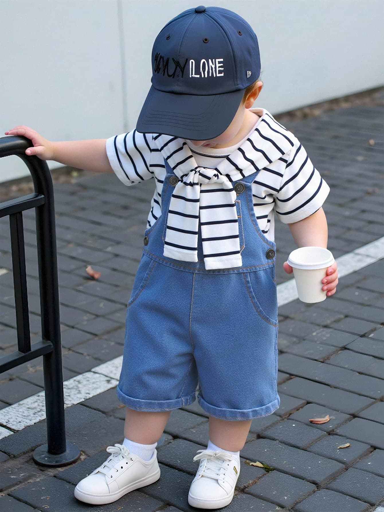 SHEIN Playful Pals 3pcs/Set Infant Boys' Summer Casual Vacation Outfit Black And White Striped Short Sleeve T-Shirt Shawl Collar&Adjustable Denim Bib Pants Overalls