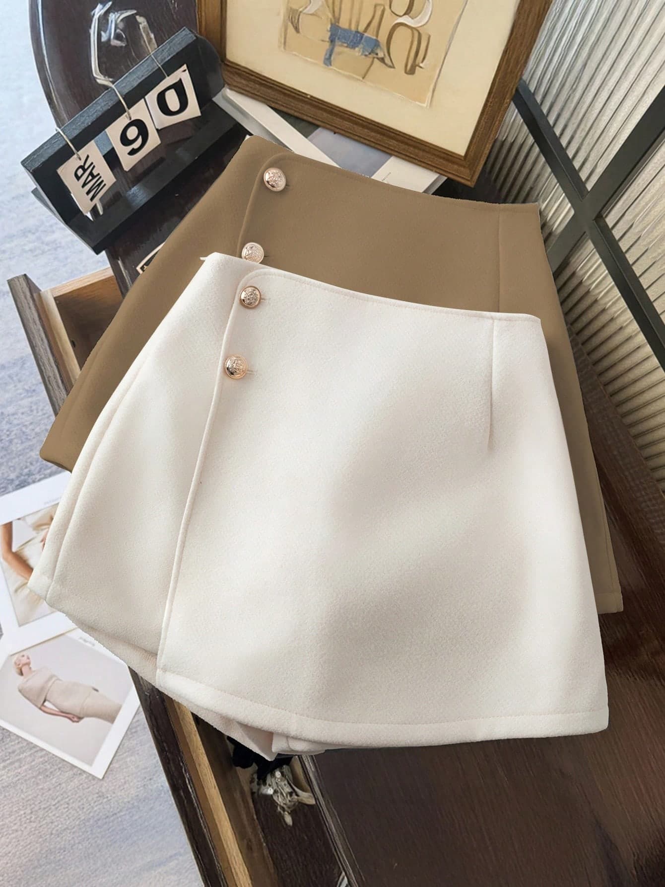 SHEIN Franclia Button Design High-End Short Skort, Autumn/Winter