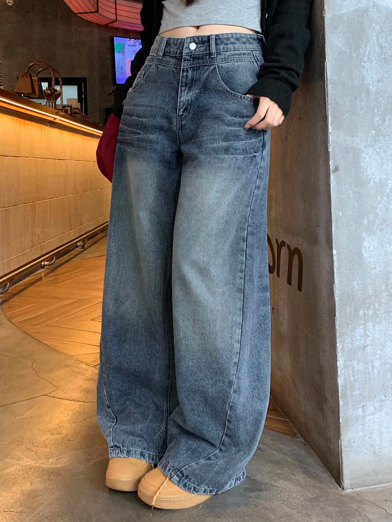 DAZY Women's Distressed Washed Korean Street Style Casual Jeans