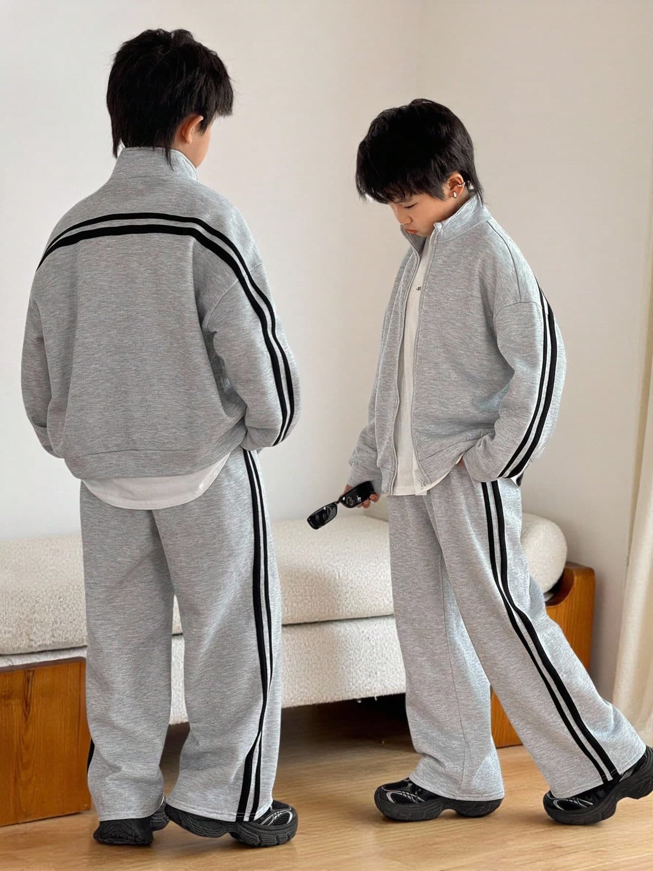 SHEIN Little Byeori 2pcs Tween Boy Casual Korean Style Loose Fit Letter Graphic Hoodie And Sweatpants Set,Black,Autumn,Streetwear,School,Back-To-School,Sports,Daily Wear
