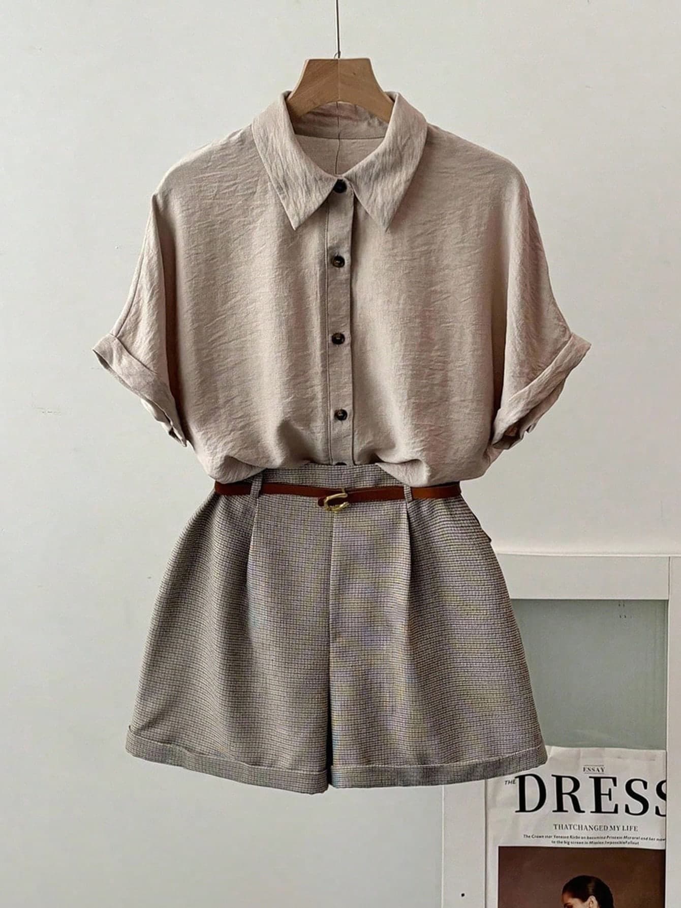 Franclia Women's Light Beige Summer Casual Office Outfit,Raglan Short Sleeve Shirt Collar Button Down Top & Retro Houndstooth Wide Leg Bermuda Shorts 2pcs Set