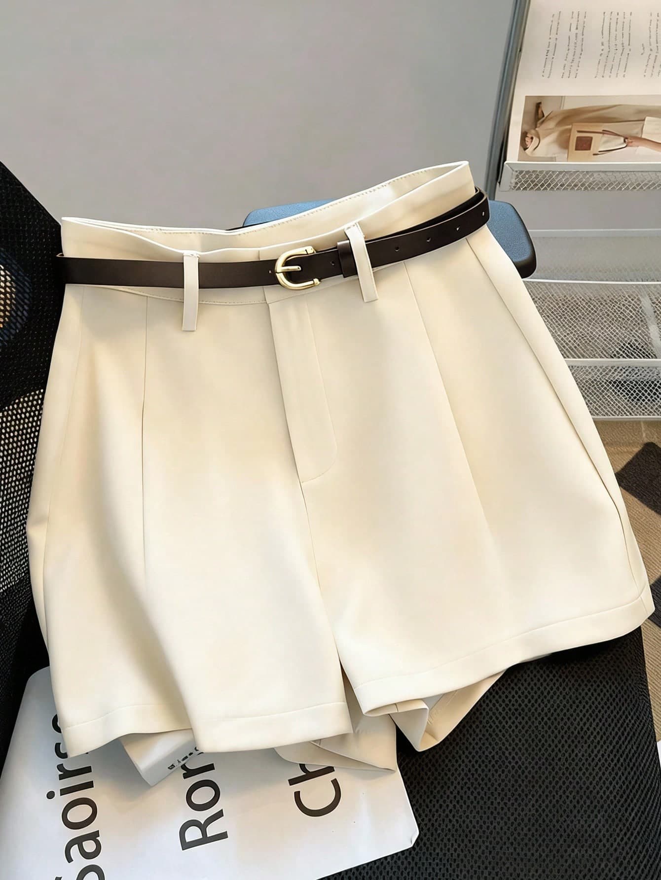 Franclia Casual Commuter Fashion Versatile Mid-High Waist With Belt Summer New Solid Color Women Shorts