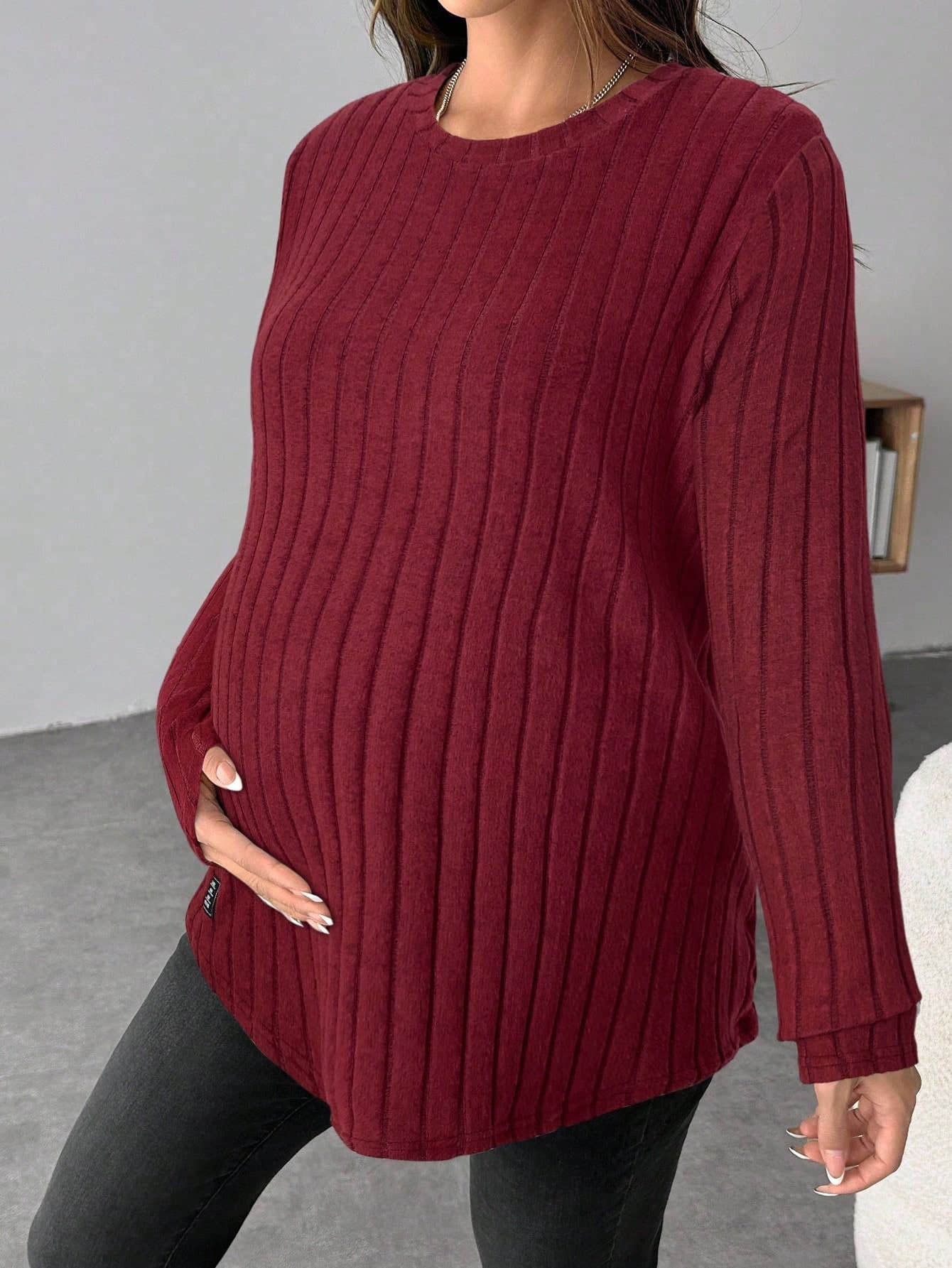SHEIN Maternity Letter Patched Detail Ribbed Knit Long Sleeve Solid Color T-Shirt, Suitable For Autumn/Winter Wear, Teacher World Cup Fall
