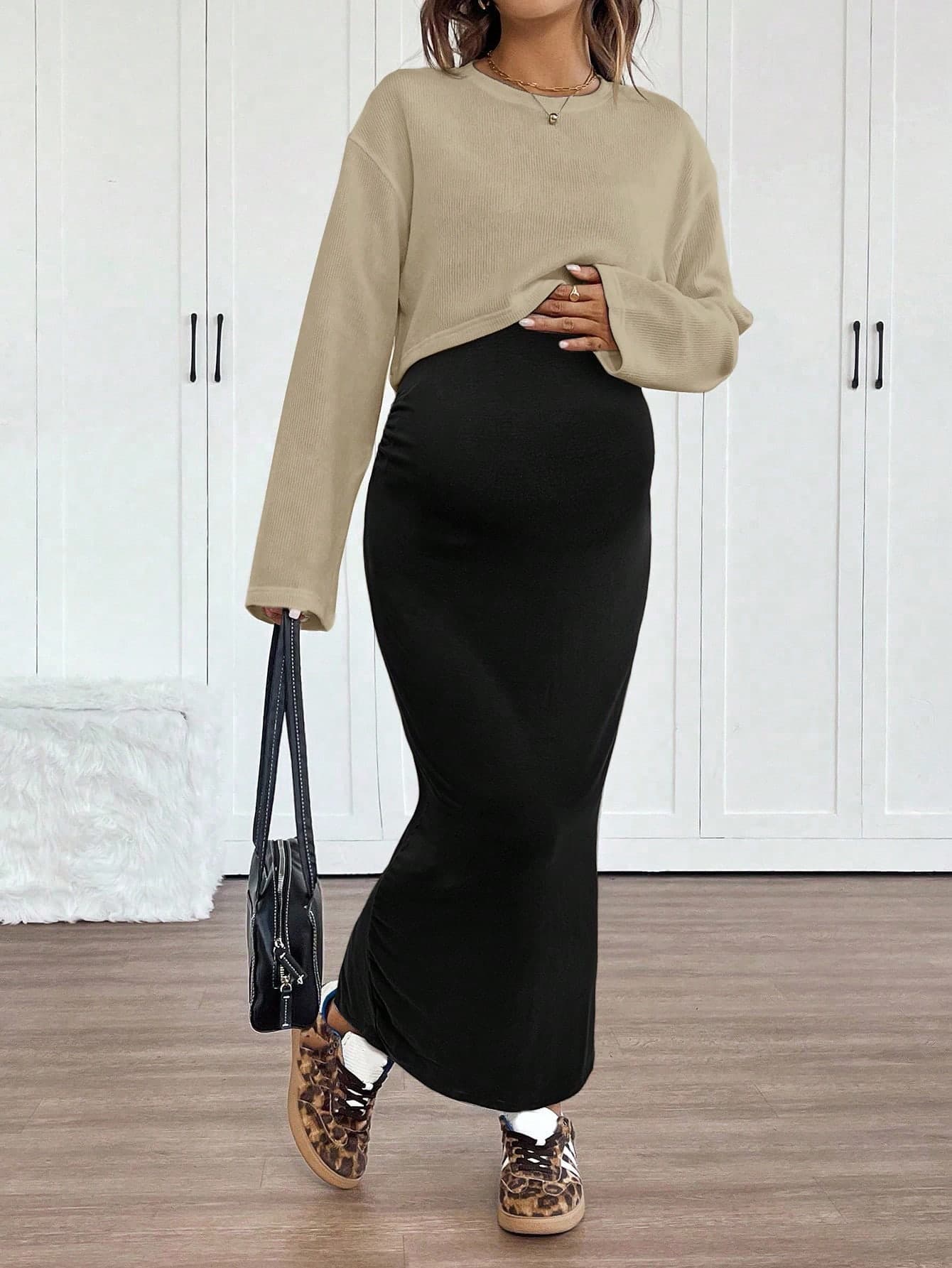 SHEIN Elegant Maternity 2 Pieces Set,Autumn Casual Black And White Raglan Sleeve Top & Slim Fit Camisole Slit Long Skirt Outfit For Photoshoot,Fall Modest