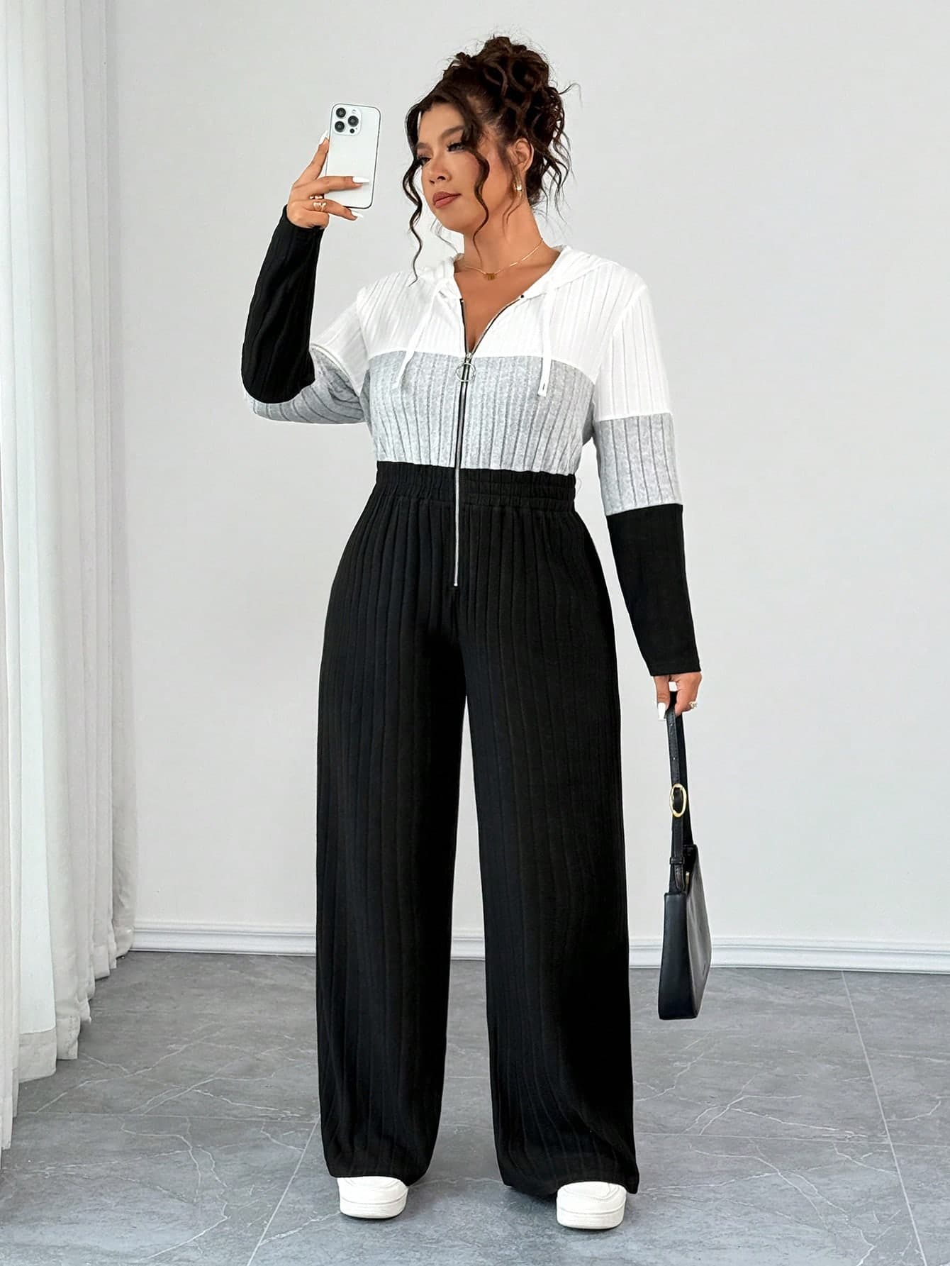 EMERY ROSE Plus Size V-Neck Ring Zipper Decor Long Sleeve Soft Knitted Ribbed Fuzzy Tricolor Contrast Splice Casual Jumpsuit, Home Jumpsuit Fall