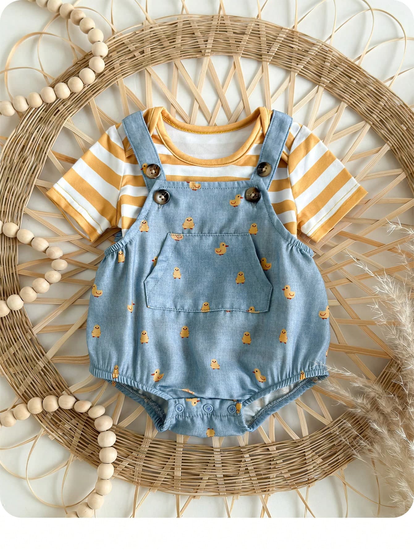 SHEIN Newborn Baby Girls Summer Cute Striped Short Sleeve Top With Cartoon Duck Print Overalls Shorts Set