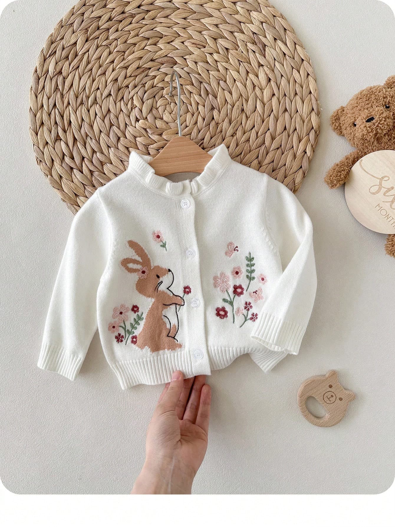 SHEIN Newborn Baby Girl Floral Cartoon Rabbit Embroidery Ruffle Trim Long Sleeve Single-Breasted Knit Cardigan,In Fall/Winter
