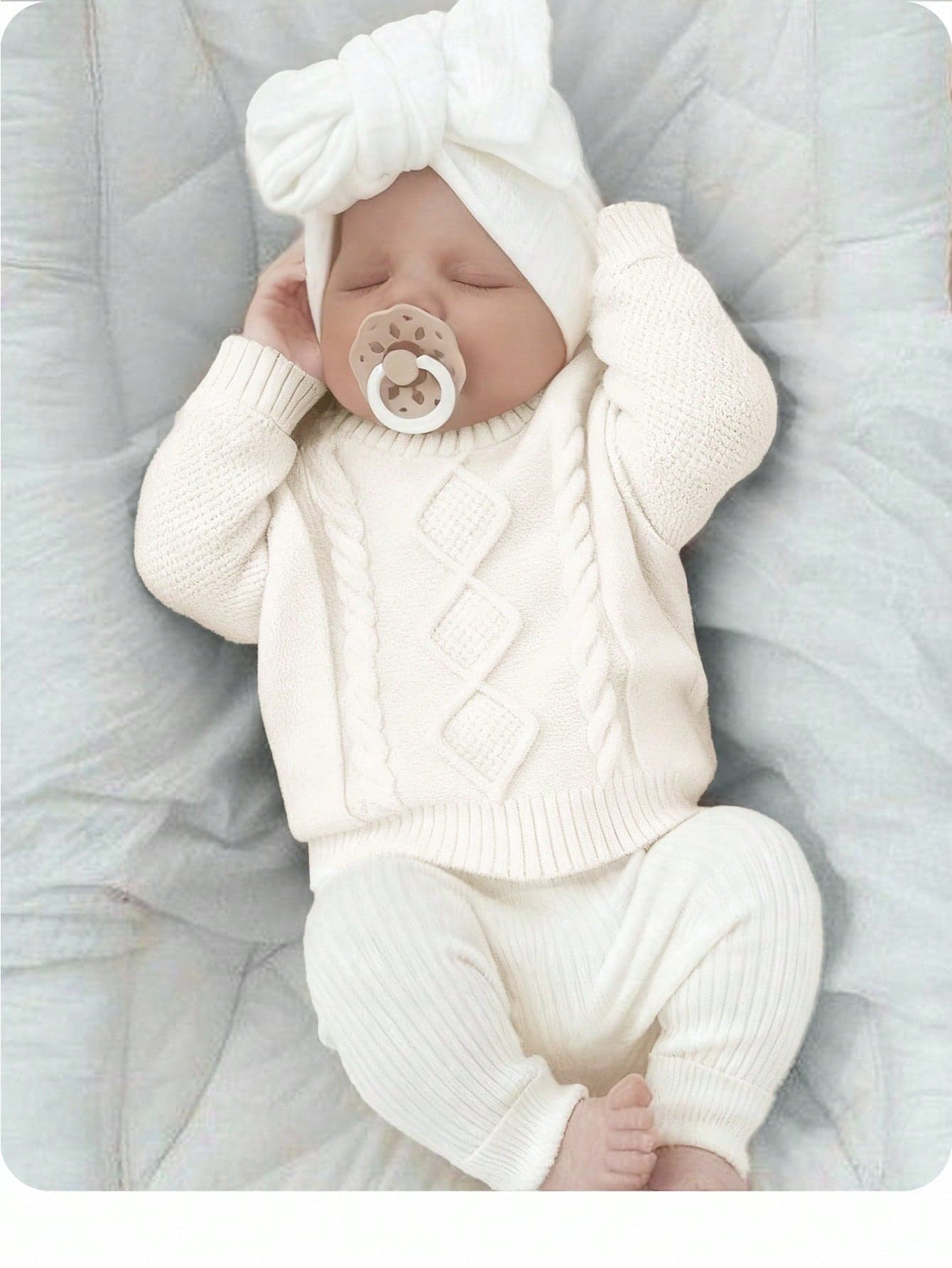SHEIN Newborn Baby Girl Casual Brown Long Sleeve Sweater,Autumn/Winter Cable Knit Boy Jumper Winter Solid Color Knitted Unisex
