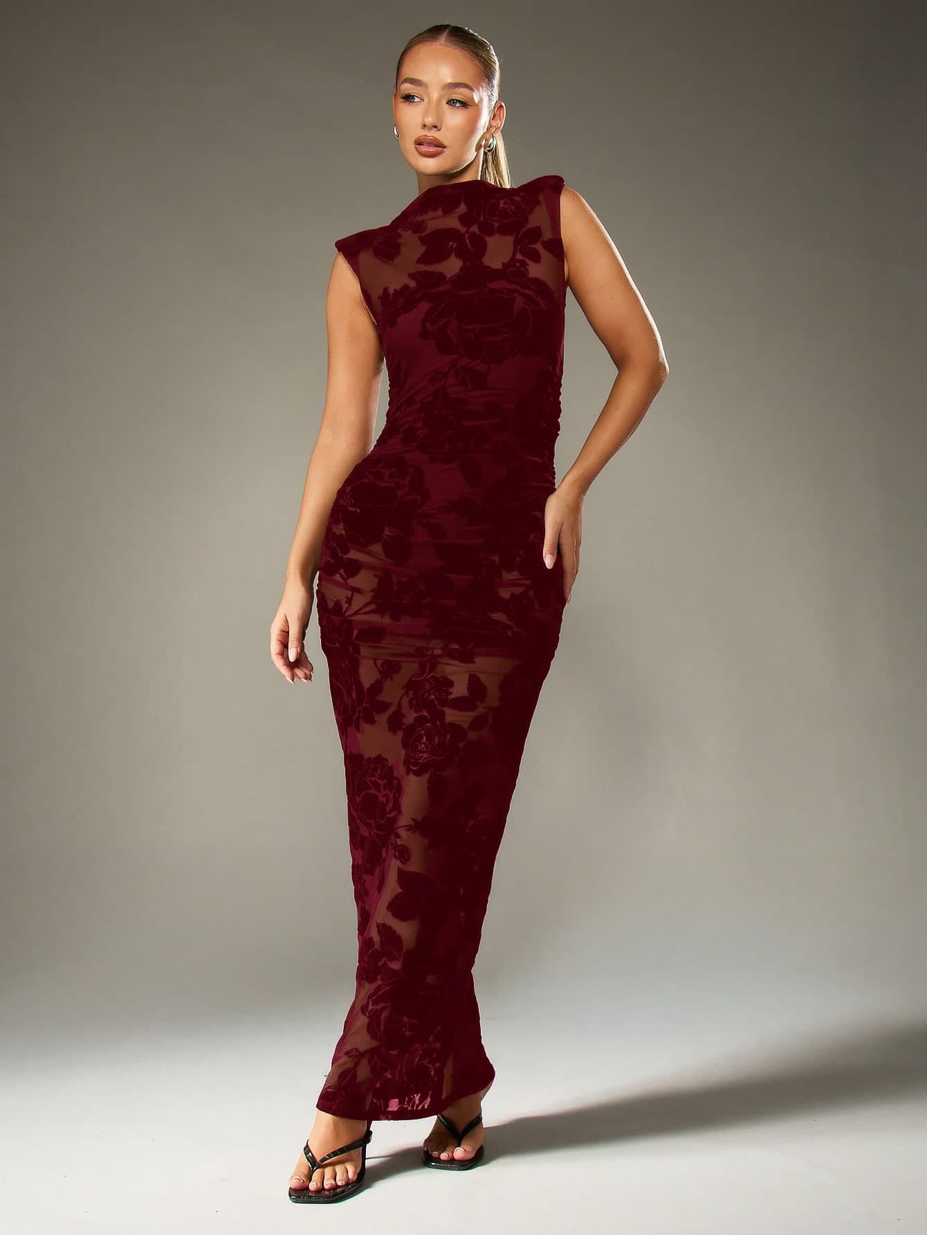 MISSGUIDED Elegant Sleeveless Mock Neck Maxi Dress With Velvet Rose Floral Pattern For Evening Party Events