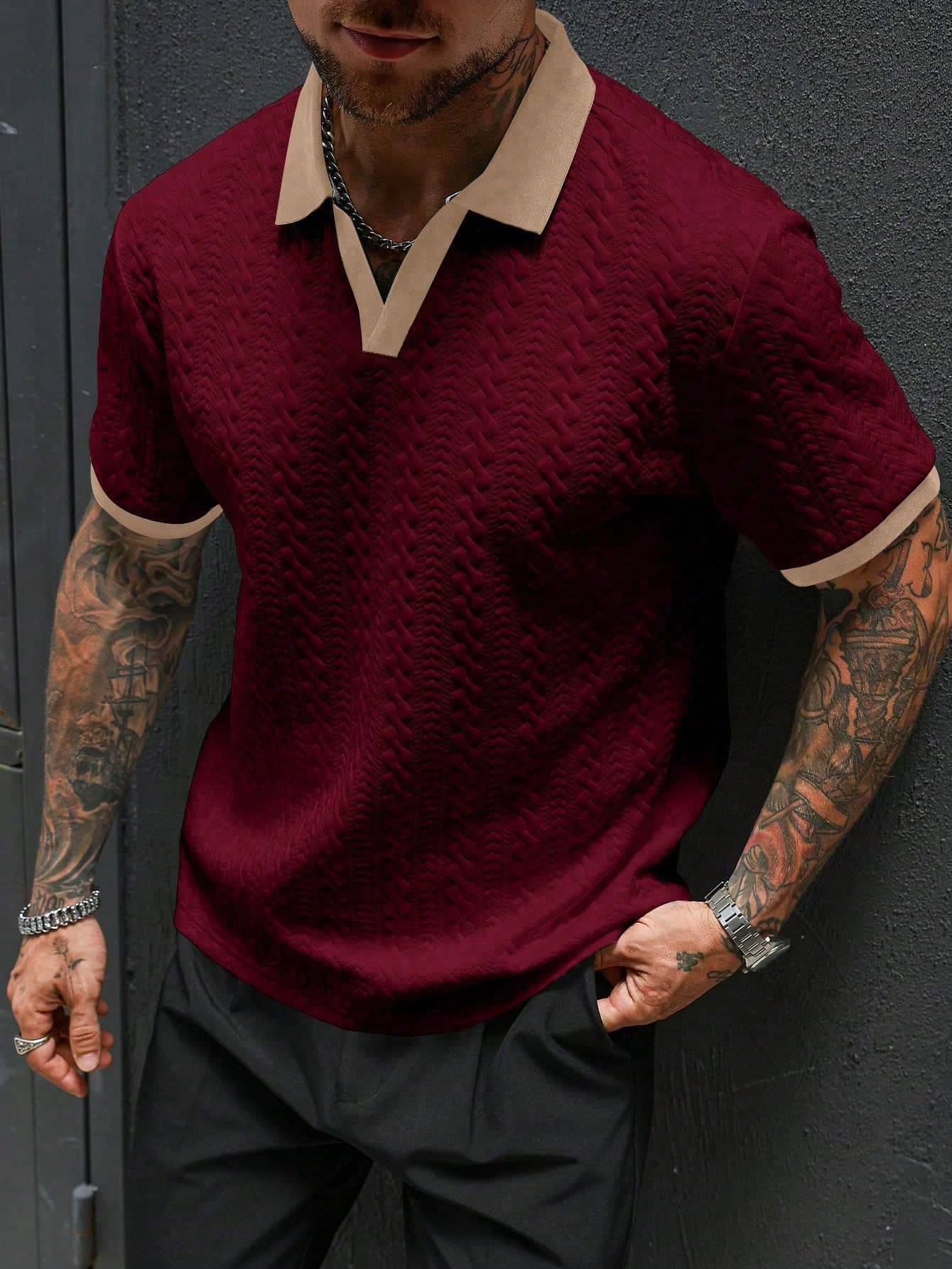 Manfinity CasualCool Men's Burgundy Short Sleeve Knit Polo Shirt,Summer Casual Contrast Color V Neck Textured Knitted Shirt,Old Money Style For Dates,Commuter & Outdoor
