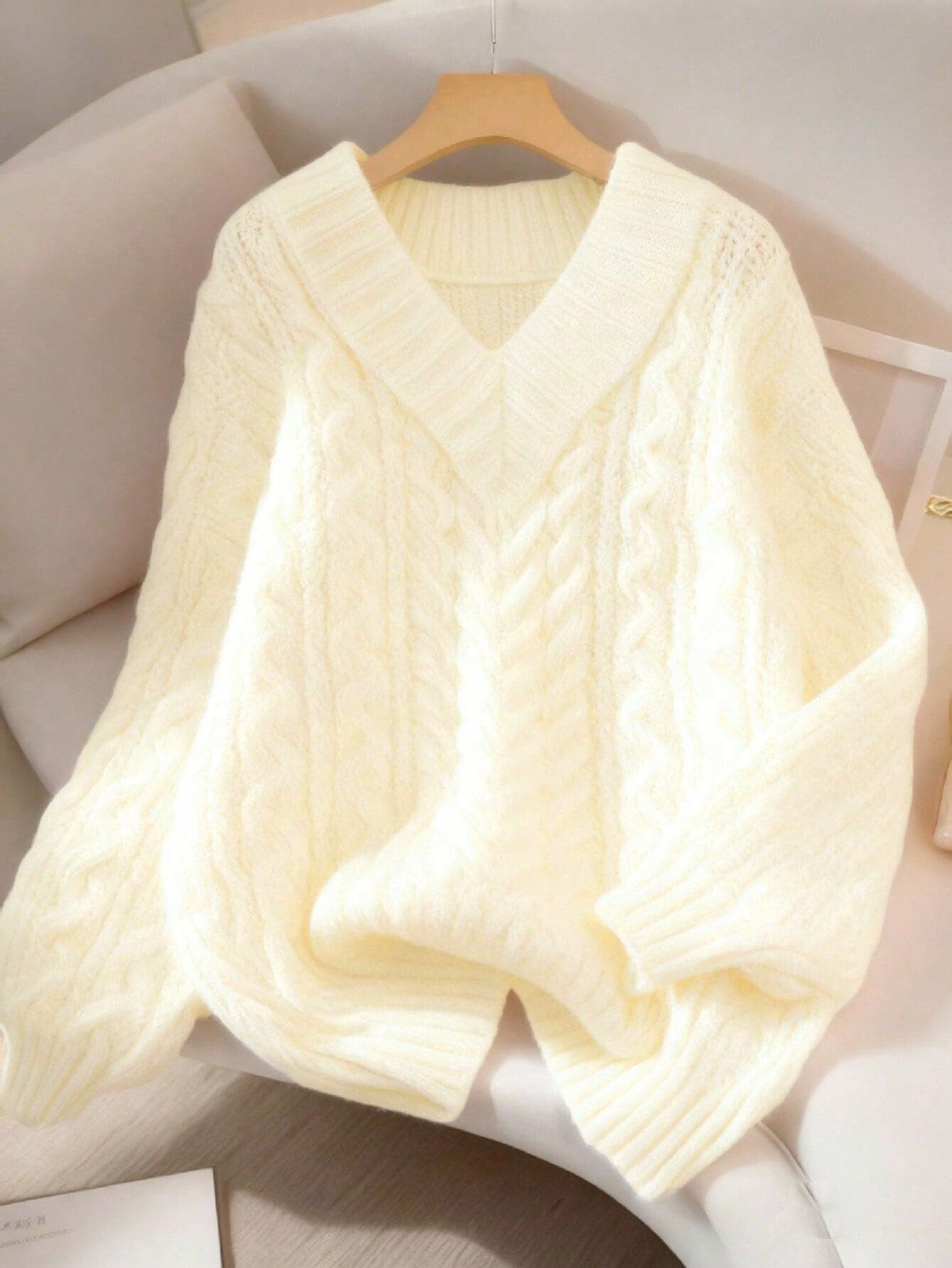 GlowEve CURVE Women's Elegant Plus Size V-Neck Cable Knit Loose Fit Long Sleeve Sweater,Solid Color Autumn Outerwear,All White,Winter,Smart Casual,Everyday