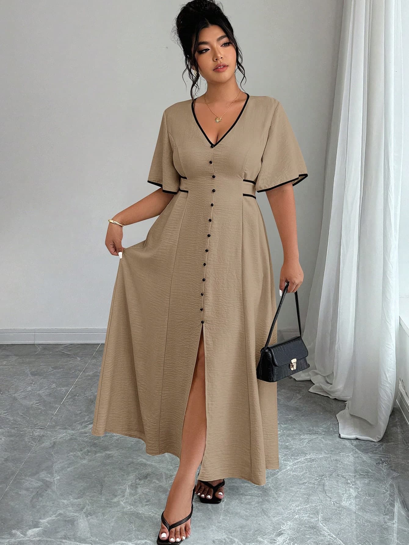 Elenzga Plus Size Color Block V-Neck High Slit Short Sleeve Dress