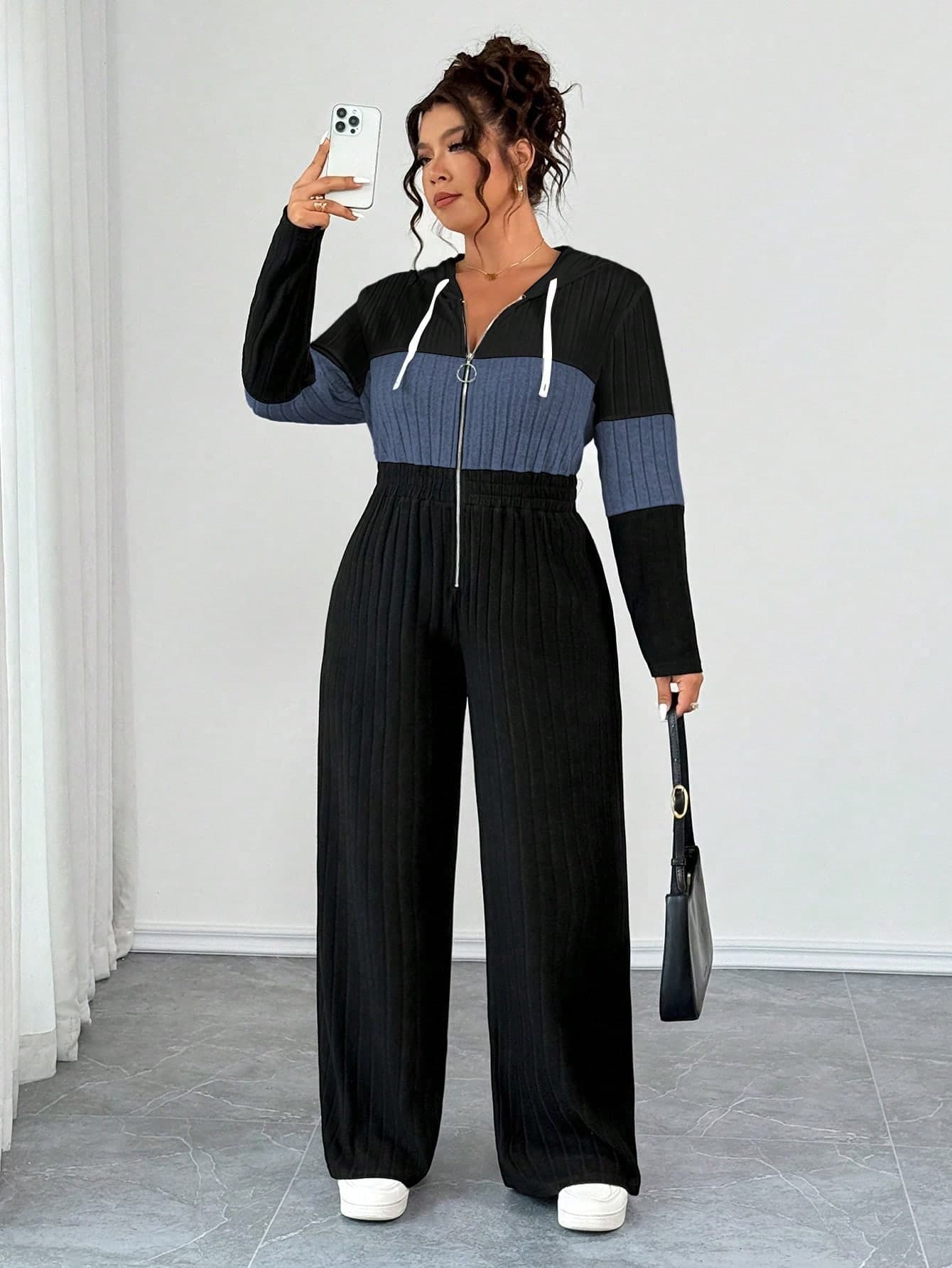 EMERY ROSE Plus Size V-Neck Ring Zipper Decor Long Sleeve Soft Knitted Ribbed Fuzzy Tricolor Contrast Splice Casual Jumpsuit, Home Jumpsuit