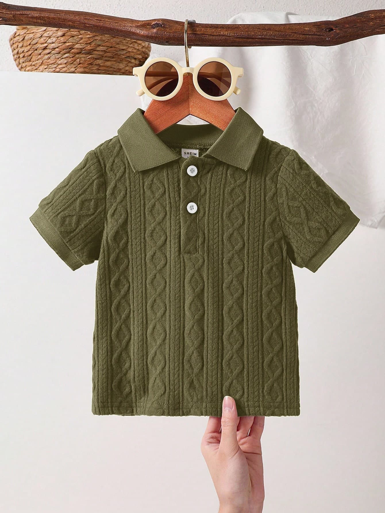 SHEIN Vintaside Kids 1pc Baby Boy Olive Green Knitted Short Sleeves Polo Shirt Textured Knit Fabric With Snap Button Summer Casual Page Boy Collared Tops For 6M-3T