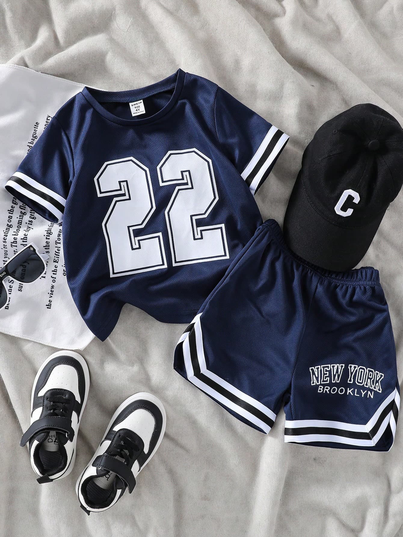 SHEIN 2pcs/Set Young Boy Numeric Print T-Shirt & Sports Shorts Outfit With Tape Decor,Summer,Career Day,Back-To-School Casual Round Neck Short Sleeve Suit