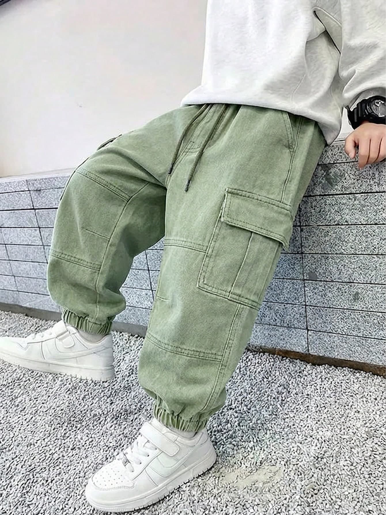 Young Boy's Vintage Casual Street Cool Jeans, Loose Fit, Comfortable With Elastic Waistband, Drawstring &Cuffed Hem, Multiple Pockets