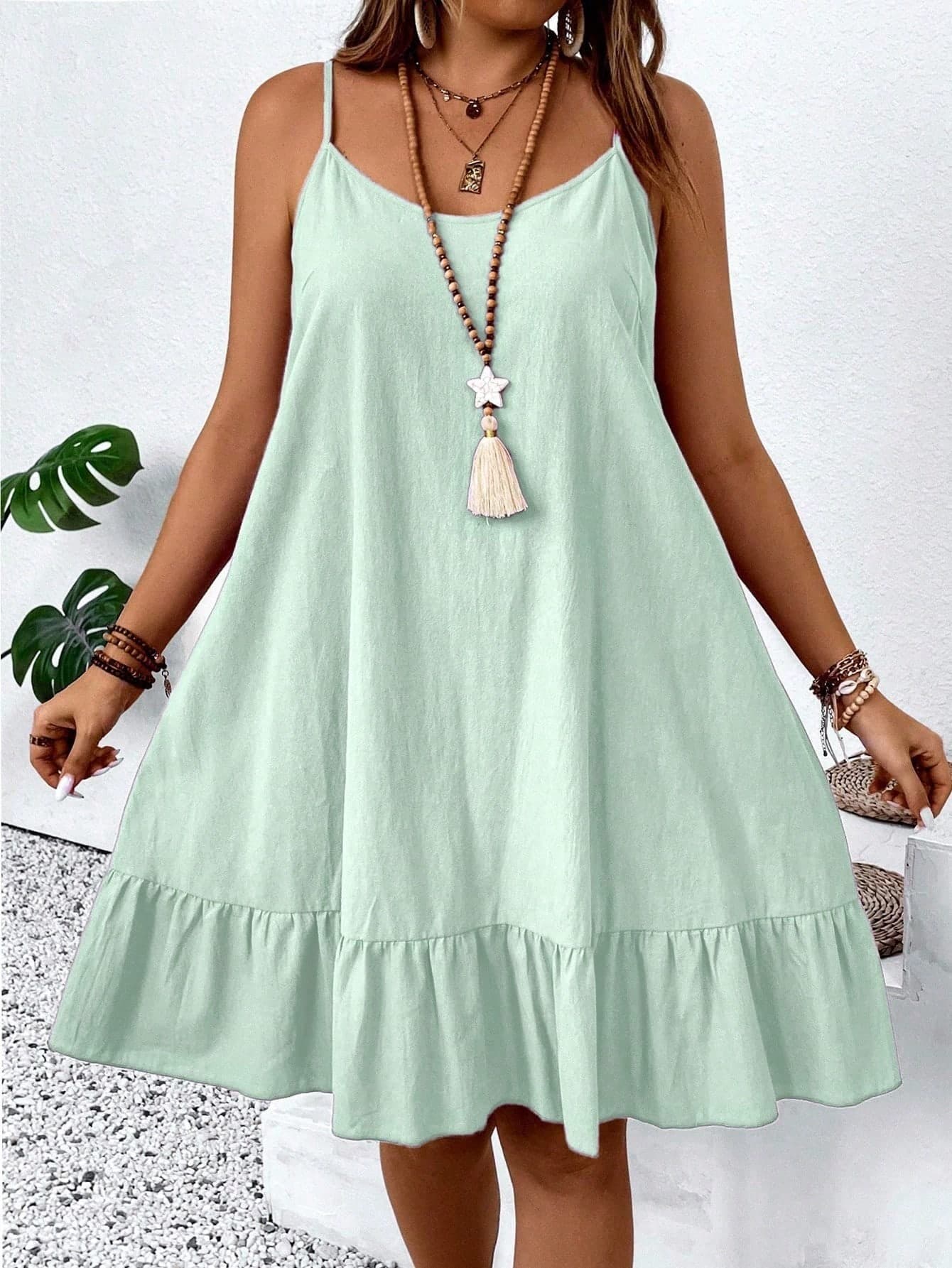 SHEIN Clasi Plus Size Women Solid Color Ruffle Hem Casual Cami Dress