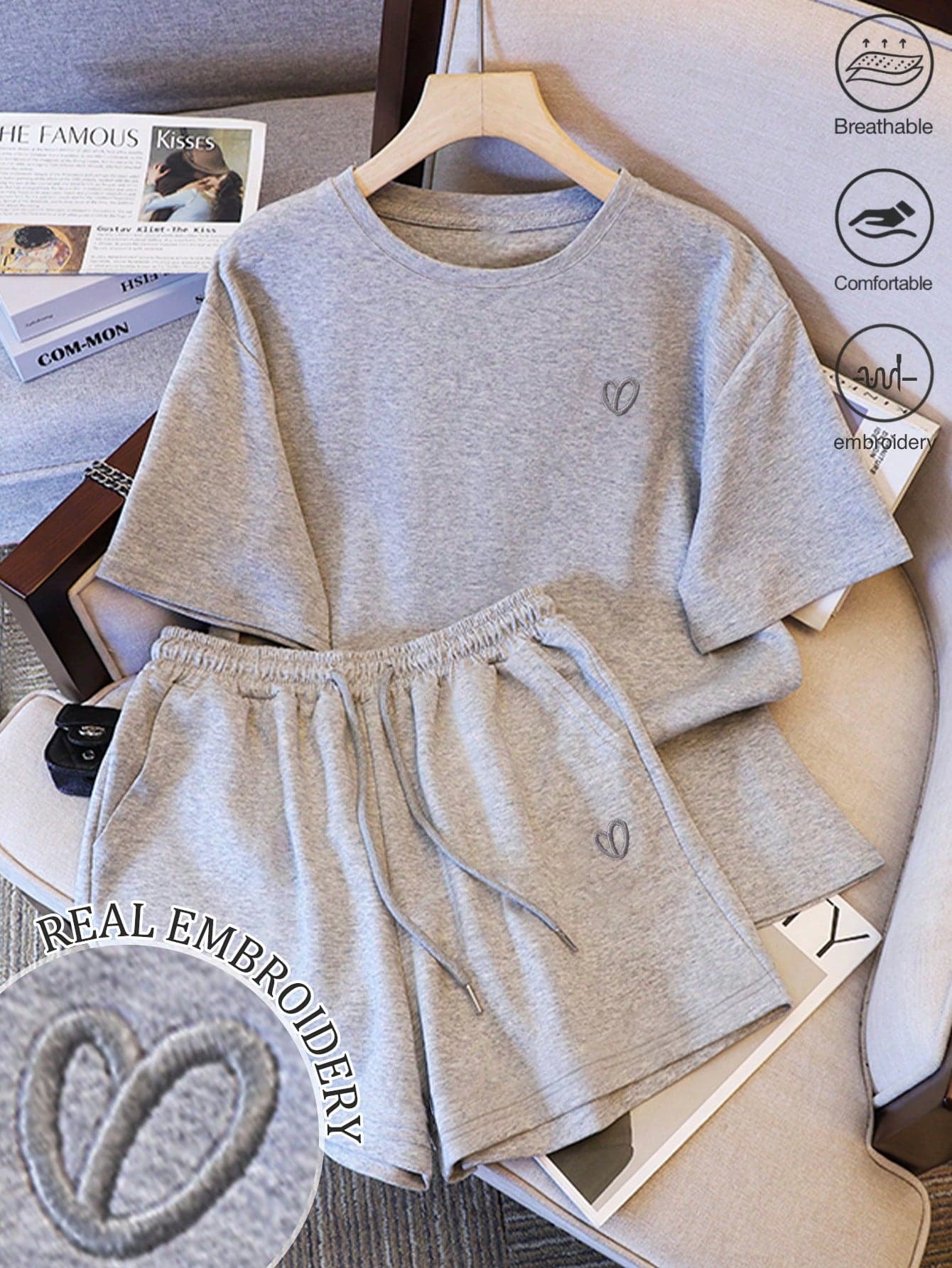 SHEIN 2pcs Heart Embroidery Casual Round Neck Short Sleeve Shorts Set, Gift For Friends