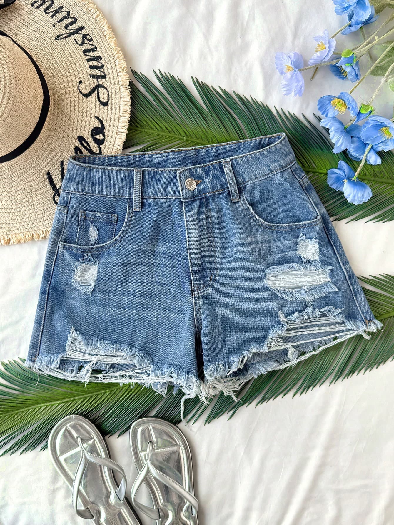 Soleia Light-Colored Distressed Denim Shorts, Casual Summer Holidays Spring Breaks Carnival Costumes Beach Vacations Women For Women's Frayed Hem