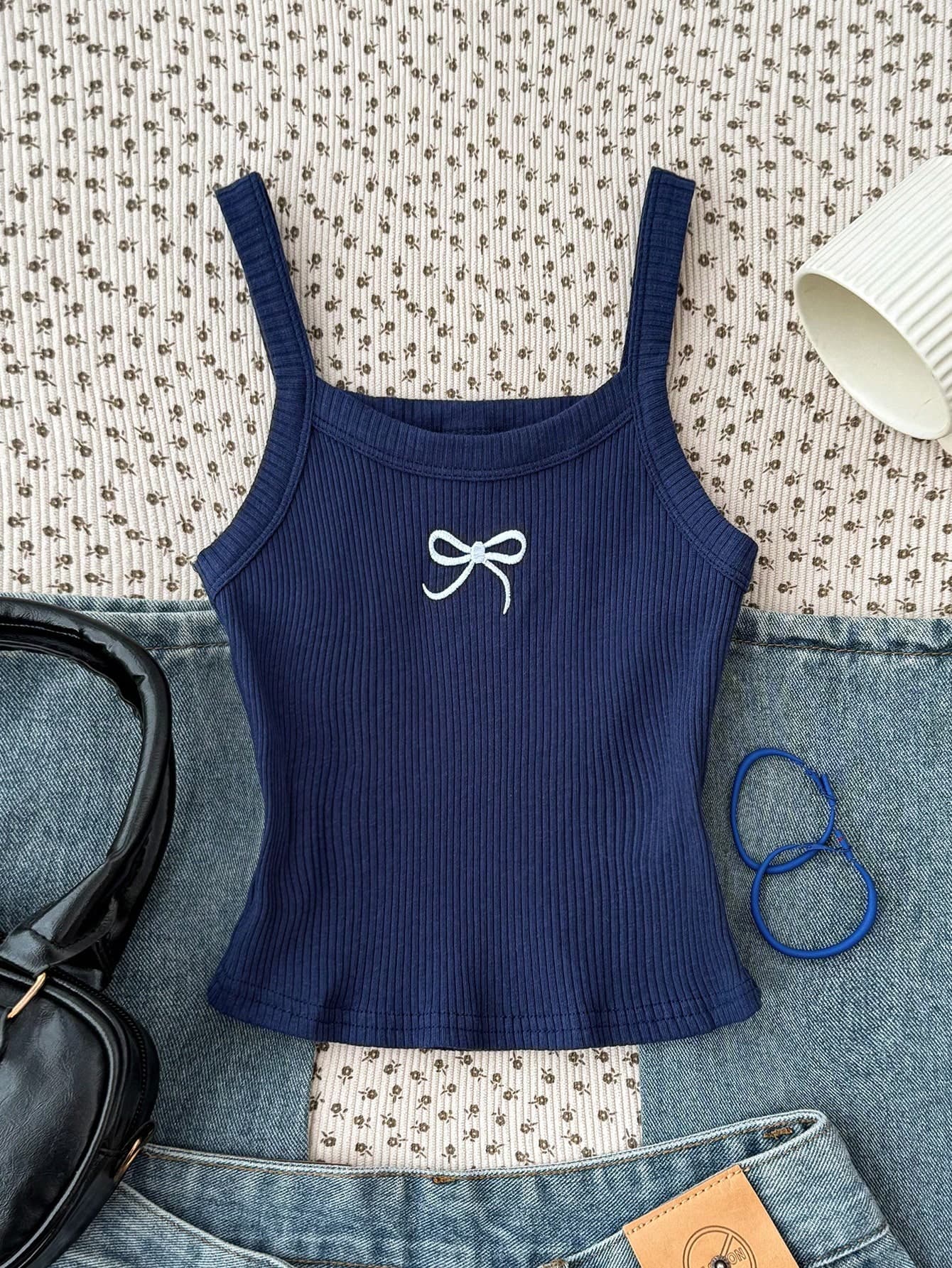 SHEIN Tween Girl Blue Knitted Bow Embroidered Camisole Mini Sweet Casual Cami Top, Spring And Summer, Basic, Daily, Versatile, Back To School Season