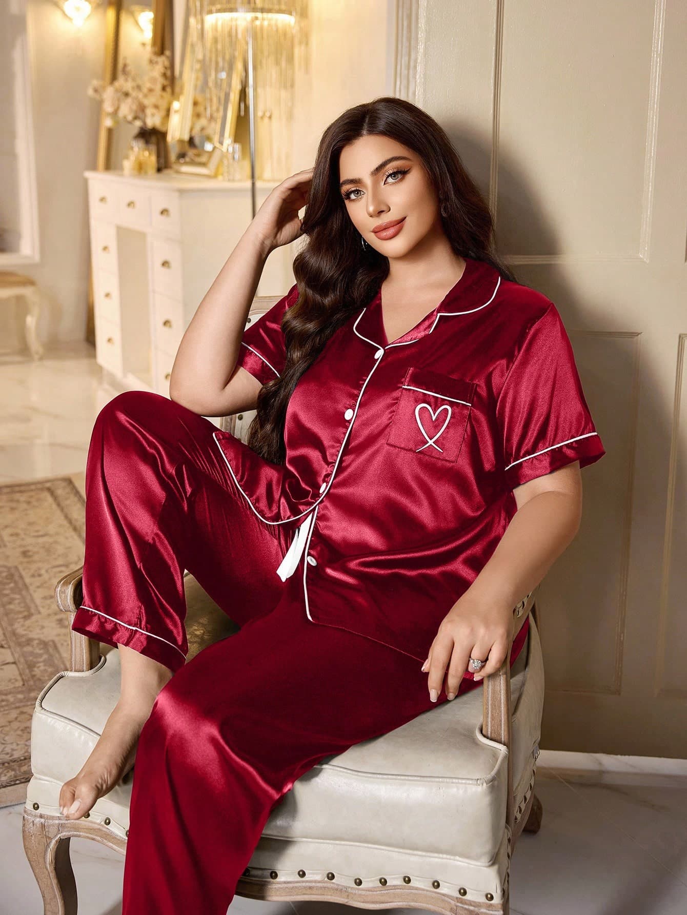 MuseNap CURVE Plus Size Contrast Color Trim Short Sleeve Top And Pants Pajama Set