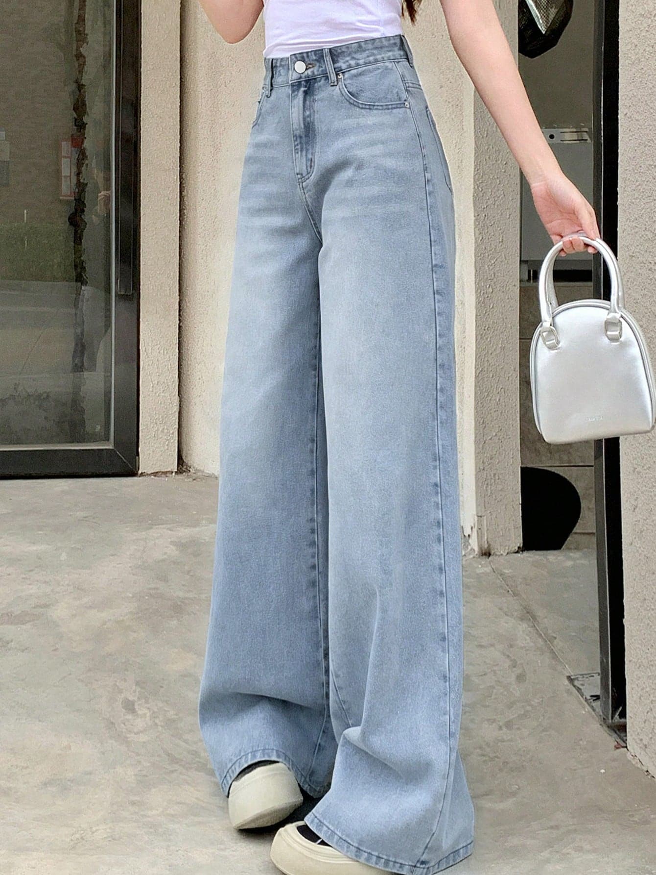 DAZY Women's Casual Everyday Washed Slant Pocket Wide Leg Jeans