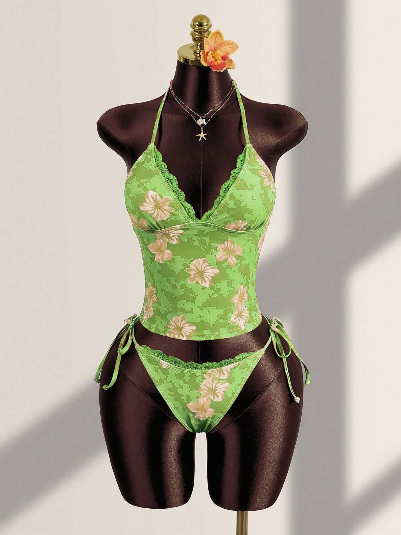 Zestiva Women's Summer Vacation Casual Beachwear Tropical Floral Print Strapless Strapless Vest Tank Top Bikini Lace Trim Two Pieces Swimwear Set