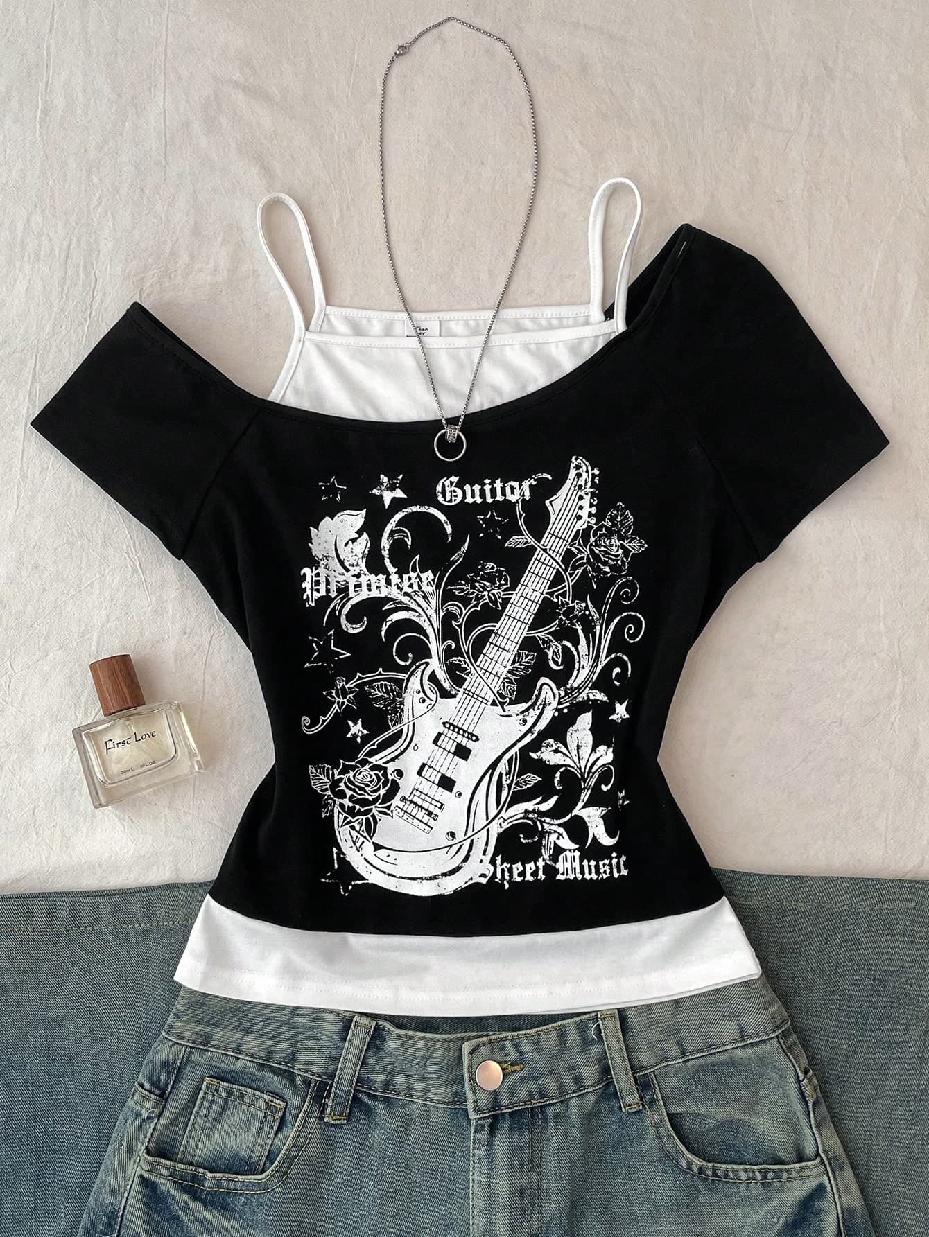 Teen Girls Y2K Casual Black And White Summer 90s Holiday Cropped Top,Retro Punk Minimalist Floral English Letter Distressed Guitar Print Ruched Tee