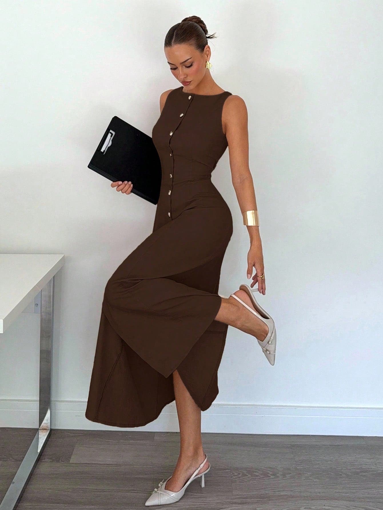 Siren Gaze Women's Solid Color Minimalist Sleeveless Dress, Casual Everyday Wear,Summer Dresses For Women